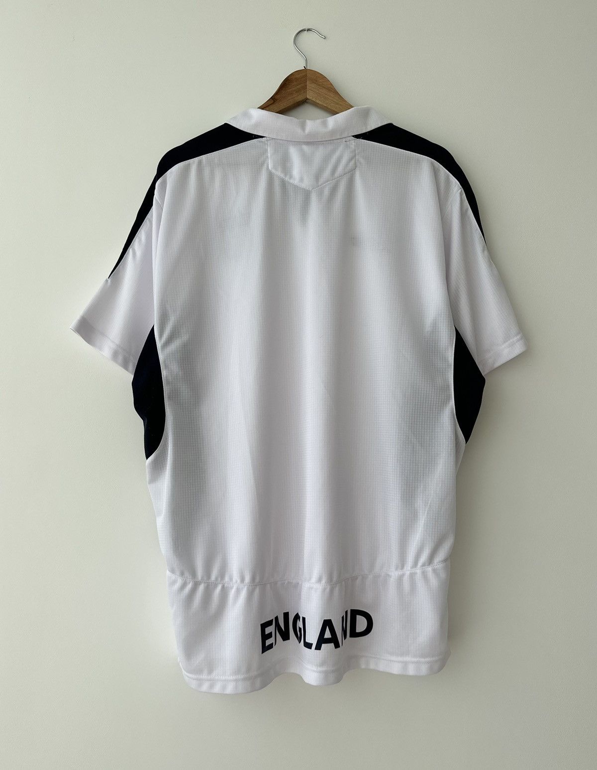 Umbro × Vintage England National Team Vintage Home Shirt Umbro Men's Size XL Size US XL / EU 56 / 4 - 4 Thumbnail