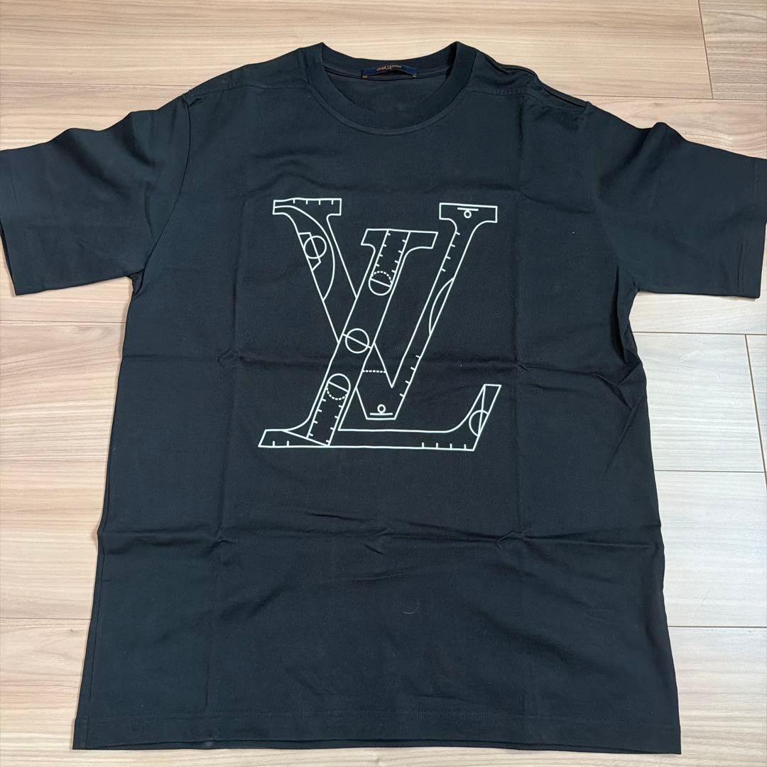 Louis Vuitton Louis Vuitton LV Logo Tee Black Short Sleeve Size US L / EU 52-54 / 3 - 1 Thumbnail