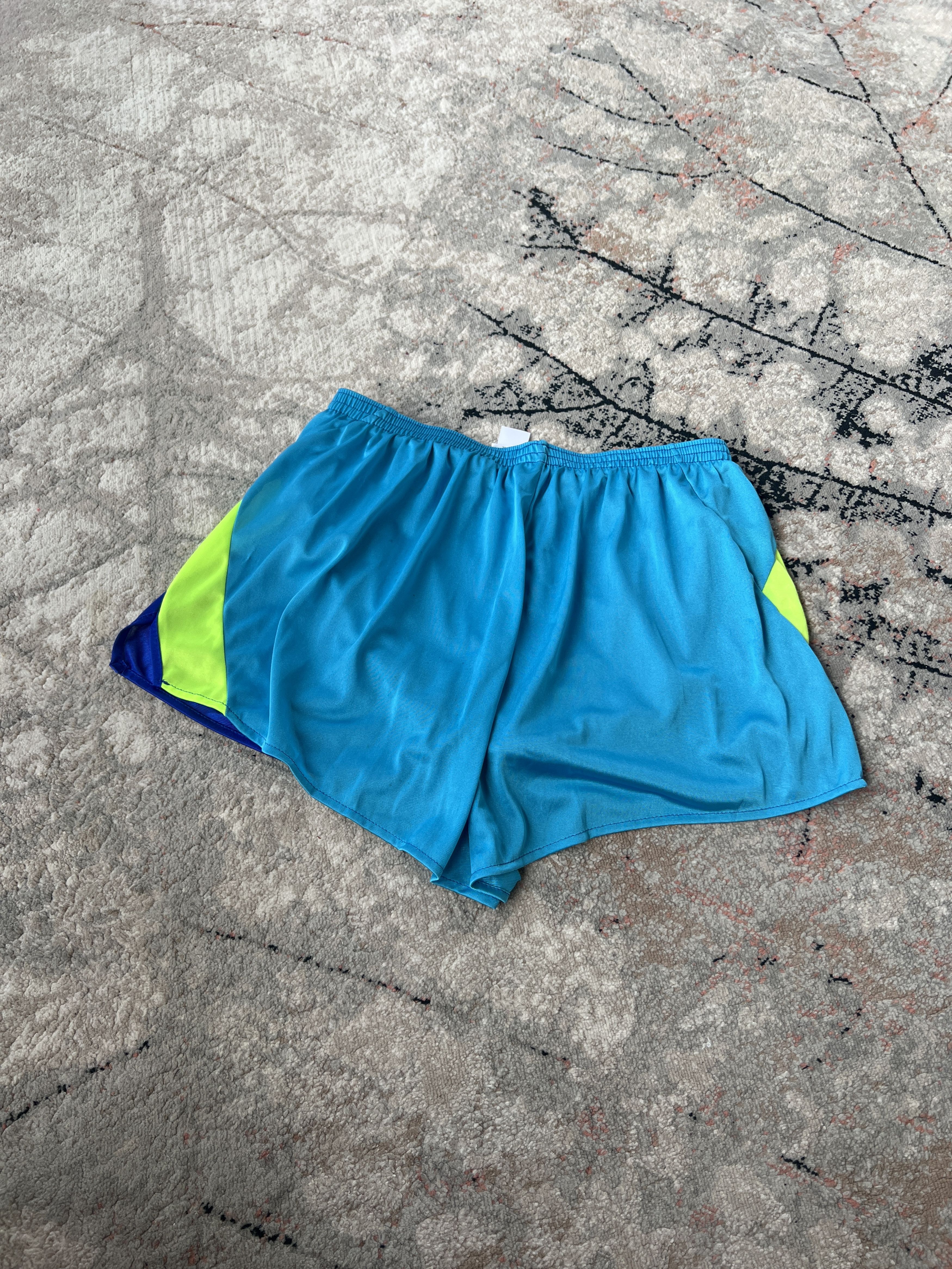 Nike Nike Vintage Shorts Made In U.K. Size US 36 / EU 52 - 6 Thumbnail