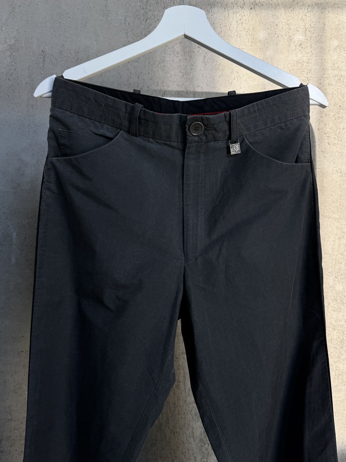 Raf Simons Raf Simons AW1996 - "R" Logo We Only Come Out At Night Size US 40 / EU 56 - 3 Thumbnail