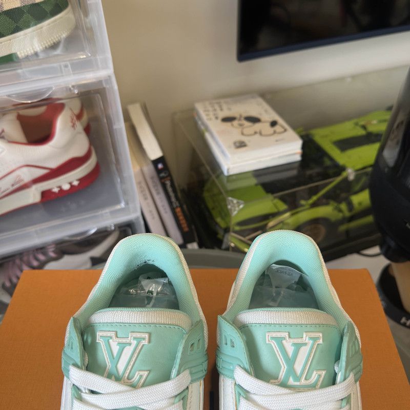 Louis Vuitton Louis Vuitton Trainer Tiffany Green Low-Top Sneakers -2508 Size US 7.5 / EU 40-41 - 8 Thumbnail