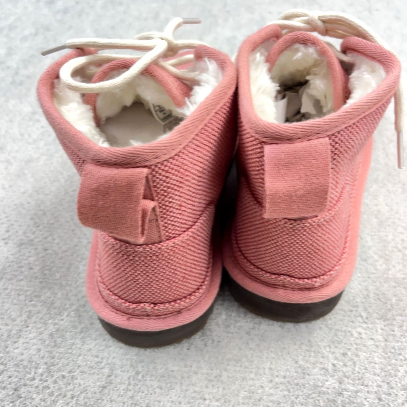 Ugg UGG Neumel Pink Canvas Faux Fur Chukka Boots Women’s Size 8 Casual Winter Flat Heel Boots Women’s M Pink Nature 1119597 Size US 8 / IT 38 - 6 Thumbnail