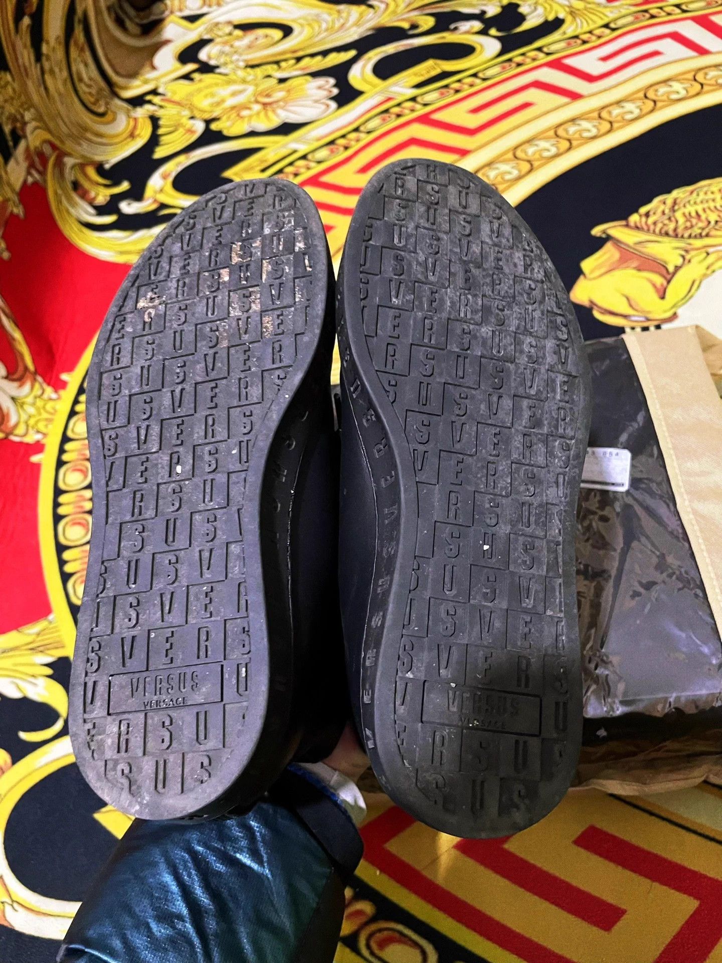 Versace Versace Lion Head Logo Leather 98 New EU40 Size US 7 / EU 40 - 9 Thumbnail