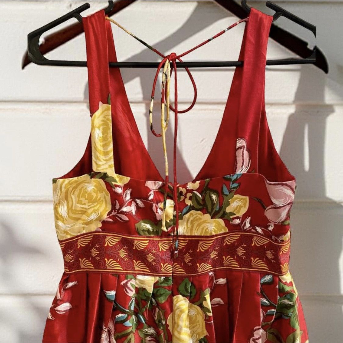Forever 21 Floral Red Dress with Yellow Accents w/Red Beading Size S / US 4 / IT 40 - 3 Thumbnail