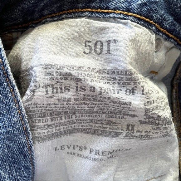 Levi's Levi’s 501 Button Fly Cropped Straight Leg Jeans - 29" Size 29" - 7 Thumbnail