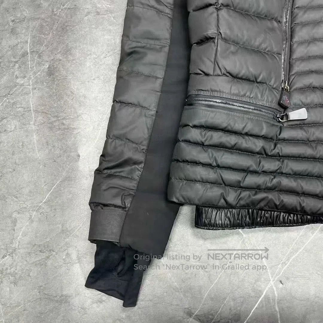 Moncler moncler ski series zip sleeve down jacket. Size US S / EU 44-46 / 1 - 9 Thumbnail
