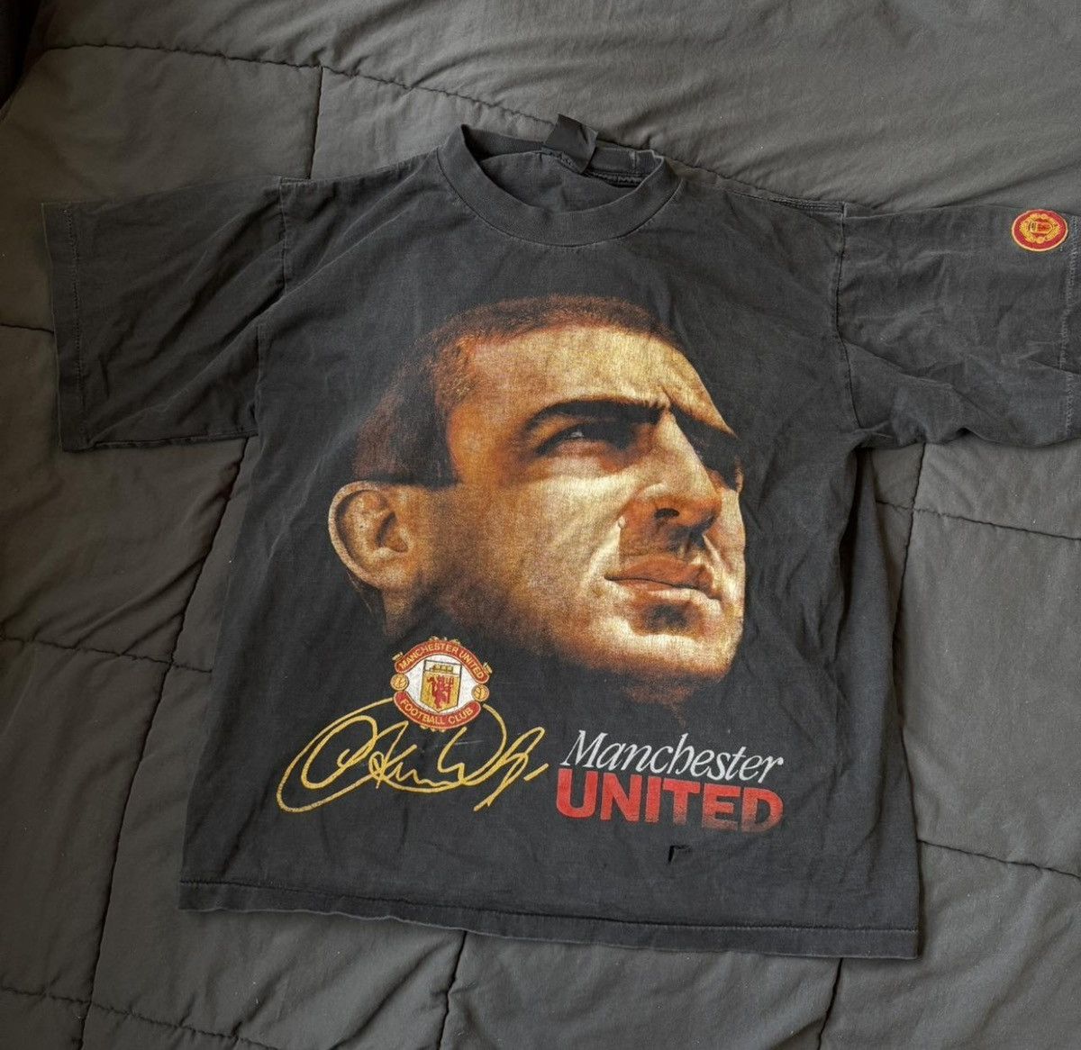 Vintage Rare vintage Manchester eric cantona tshirt Size US M / EU 48-50 / 2 - 1 Thumbnail