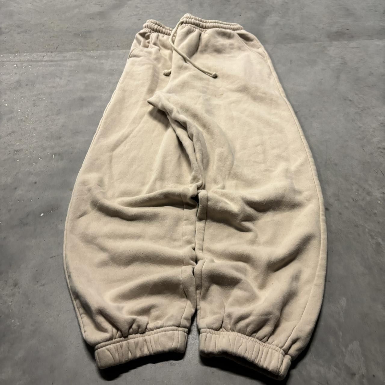 Japanese Brand × Vintage Crazy Vintage Y2K/2000s Cream Streetwear Essential Sweatpants! Size US 30 / EU 46 - 3 Thumbnail