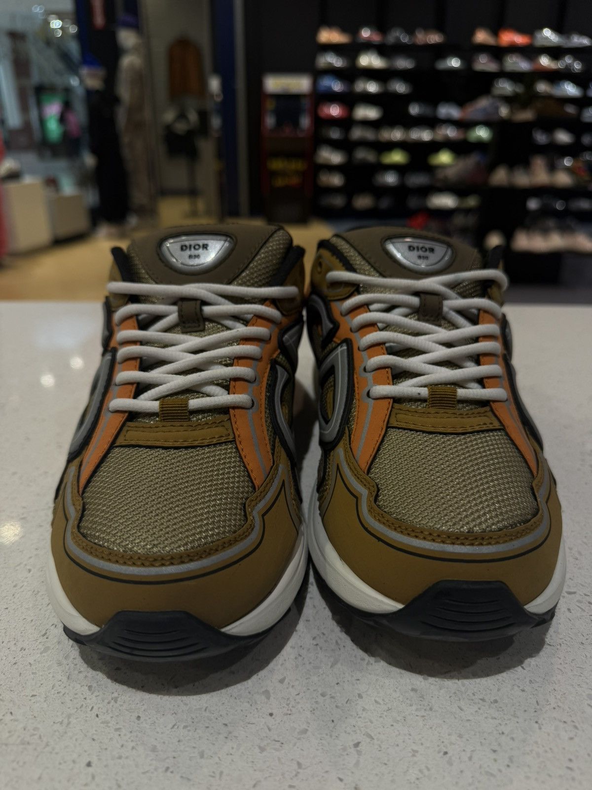 Dior Size 7US/40EU - Dior B30 Sneakers Brown/Orange Size US 7 / EU 40 - 2 Thumbnail