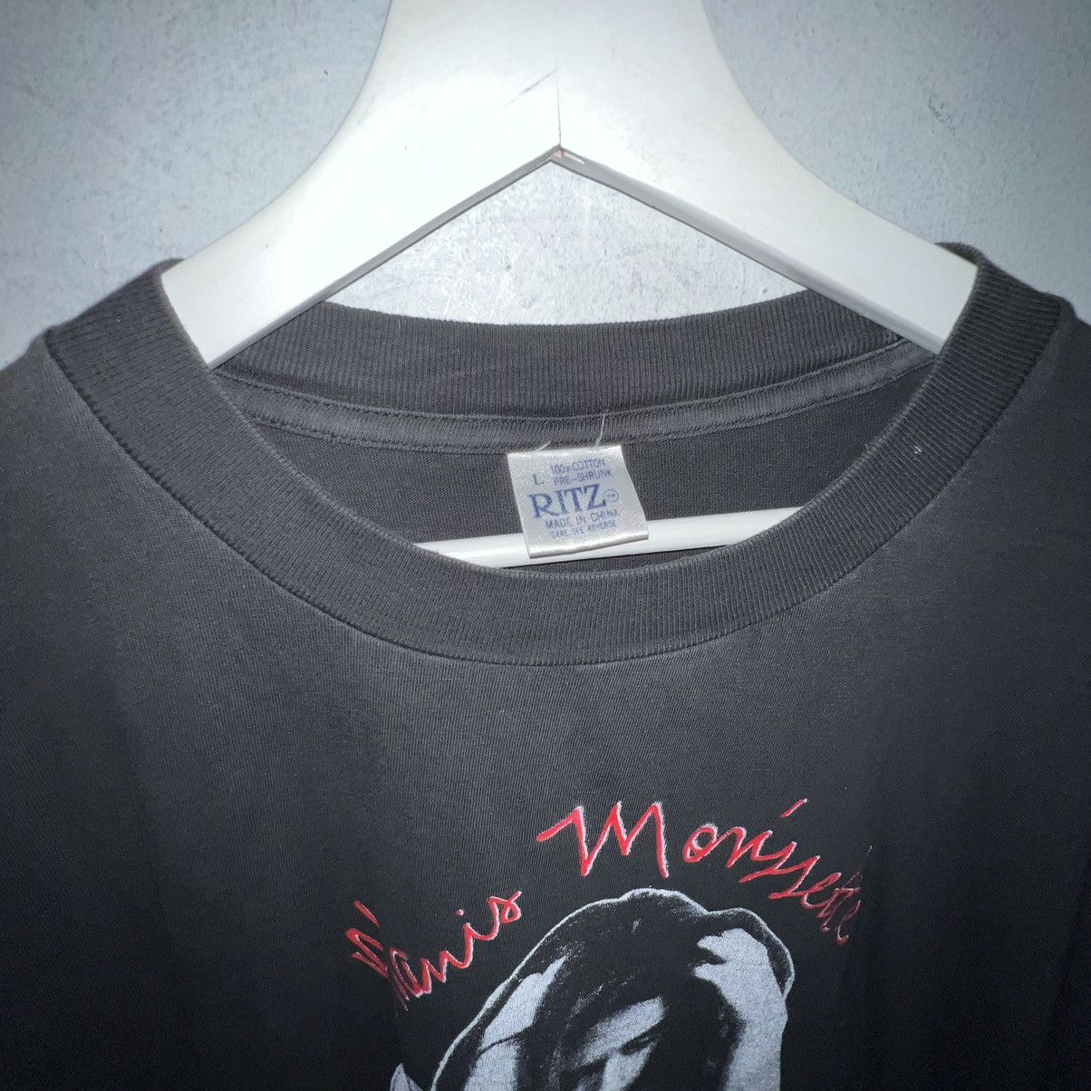 Band Tees Vintage Alanis Morrisette Jagged Little Pill XL 90s Size US XL / EU 56 / 4 - 3 Thumbnail