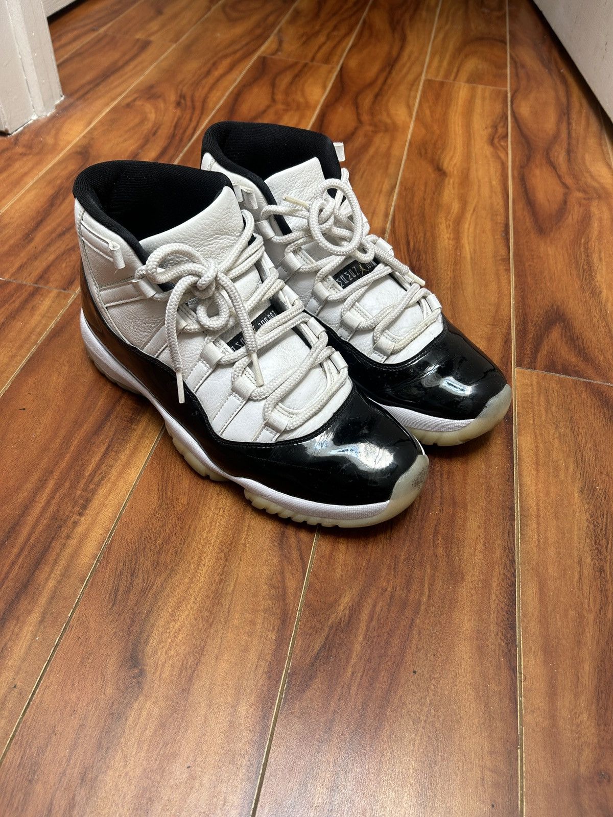 Jordan Brand Jordan 11 Gratitude Size US 9.5 / EU 42-43 - 3 Thumbnail