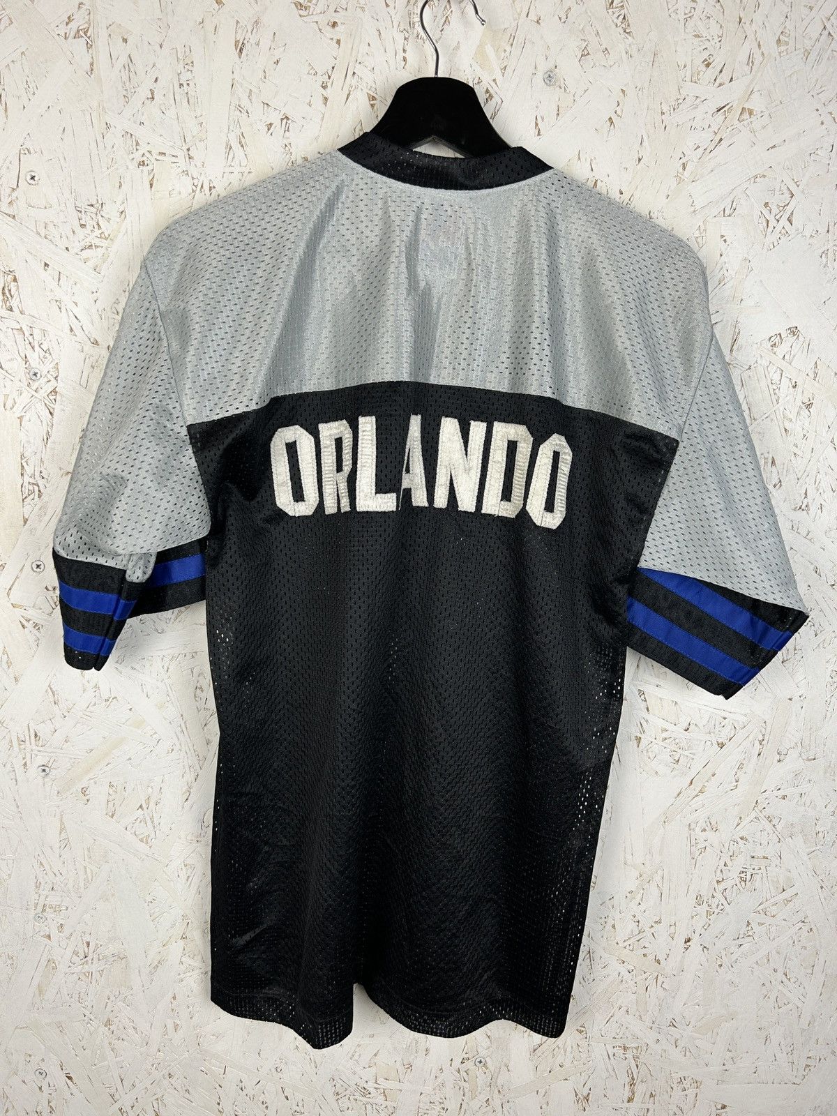NBA 90s NBA Spalding Orlando Magic #32 Retro Jersey Size S Size US S / EU 44-46 / 1 - 5 Thumbnail
