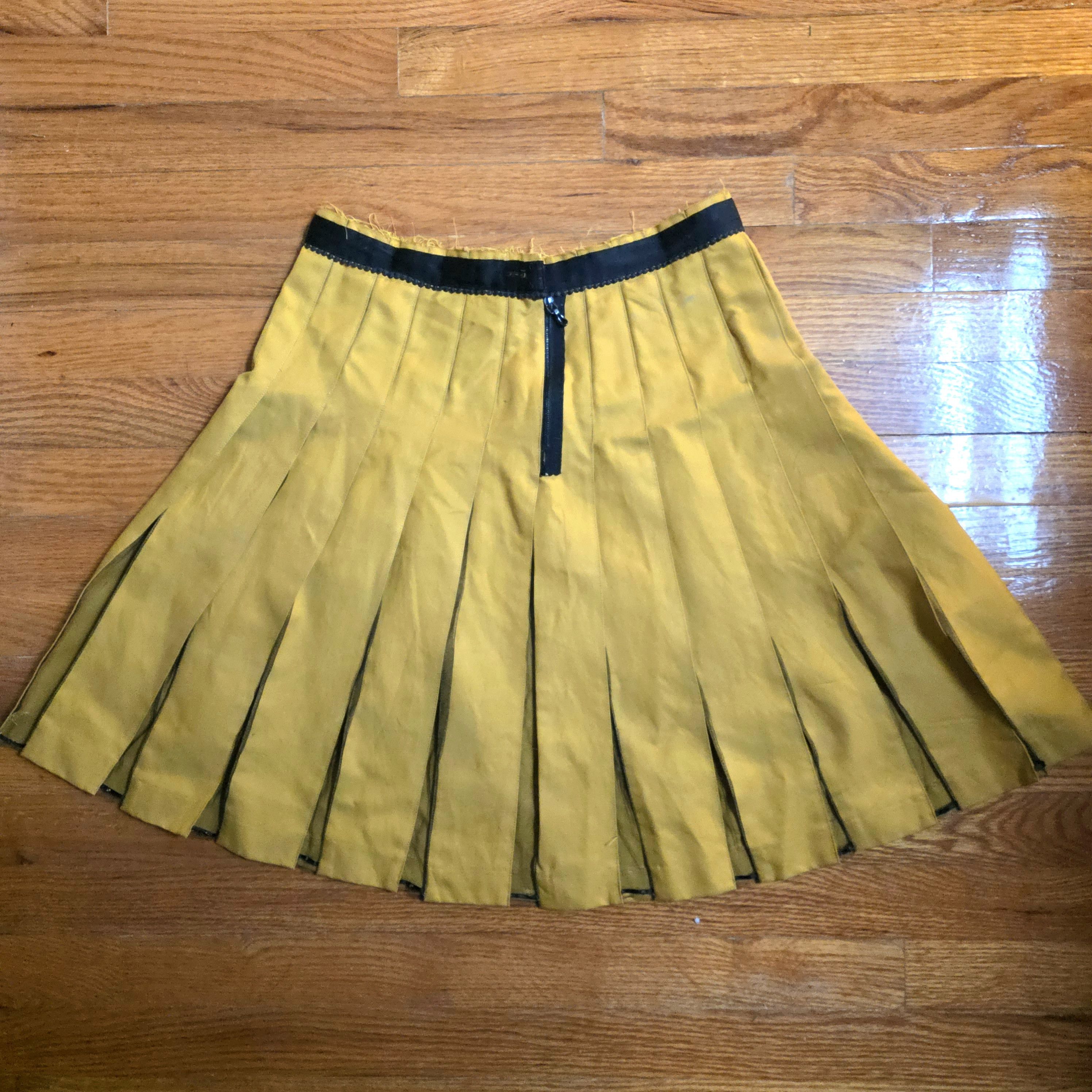 Undercover Undercover Yellow Midi Cheerleader Silk Skirt size 2 Size 29" - 1 Thumbnail