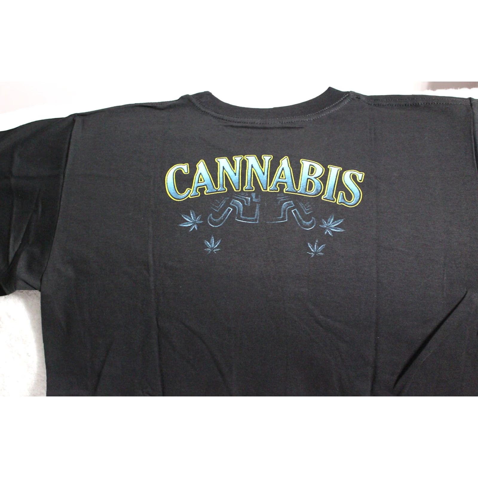 Vintage VINTAGE Cannabis Leaves T-Shirt Men Medium Black 100% Cotton Mexico Aztec Reggae Marijuana Size US M / EU 48-50 / 2 - 4 Thumbnail