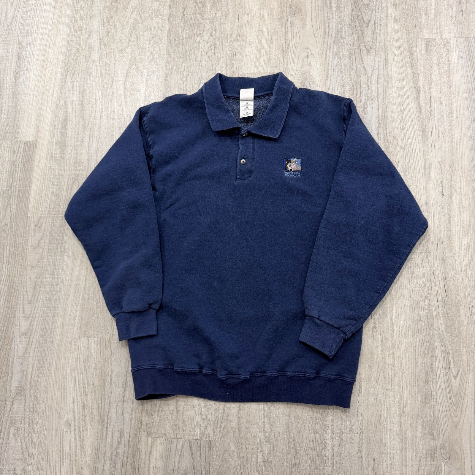 Vintage Vintage Northern Michigan Collared Sweatshirt Men's Large Size US L / EU 52-54 / 3 - 1 Thumbnail