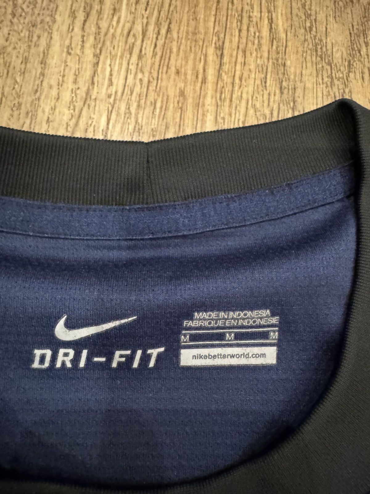 Adidas MANCHESTER UNITED 2013-14 FOOTBALL JERSEY NIKE 532838-411 M Size US M / EU 48-50 / 2 - 11 Thumbnail