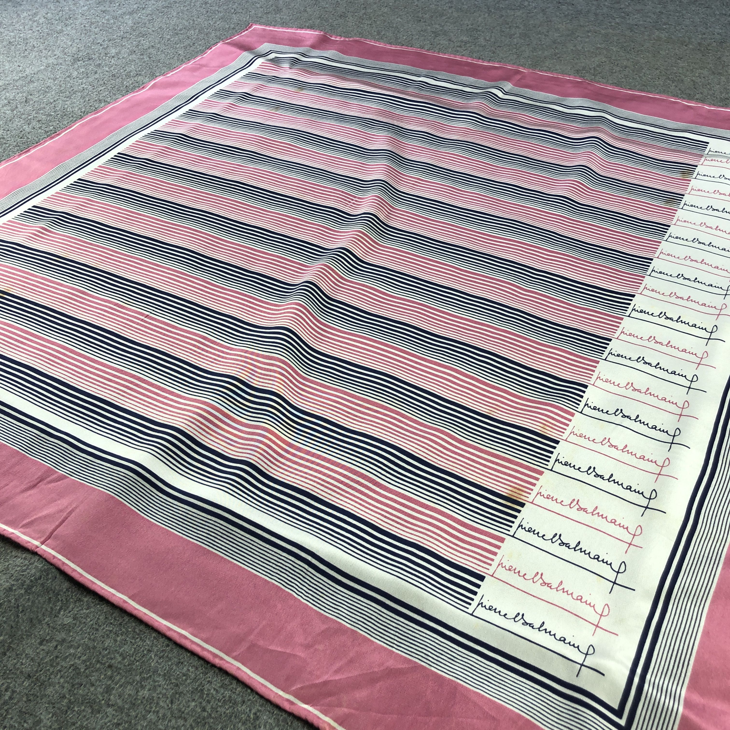 Pierre Balmain Vintage Pierre Balmain Hand Rolled Silk Scarf M1351 Size ONE SIZE - 3 Thumbnail