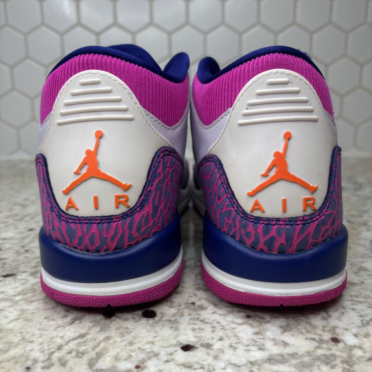 Jordan Brand Size 7-jordan 3 barely grape vnds no box ship asap Size US 7 / EU 40 - 7 Thumbnail