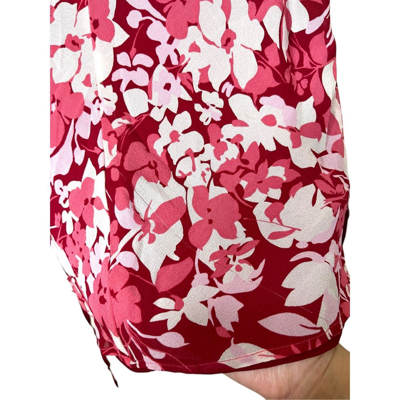 Ann Taylor Ann Taylor Petites Y2K 100% Silk Sleeveless Top Size 10P Size L / US 10 / IT 46 - 7 Thumbnail