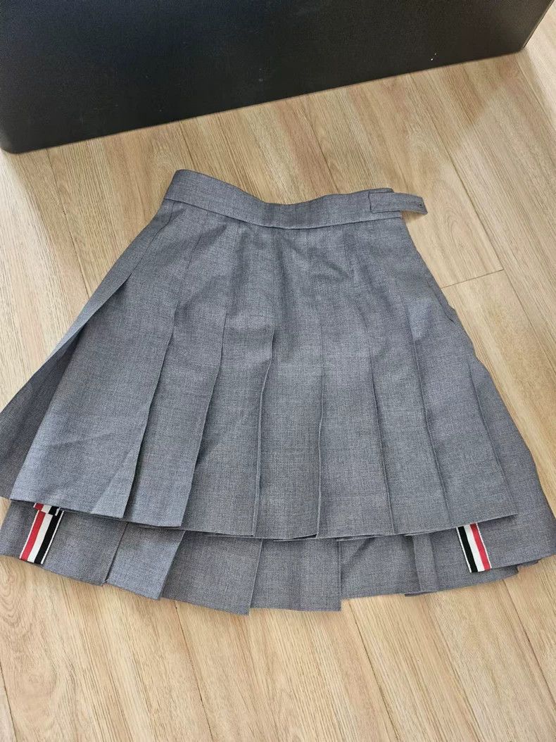 Thom Browne Thom Browne A hundred-and-a-half-length skirt Size 24" / US 00 / IT 34 - 1 Thumbnail