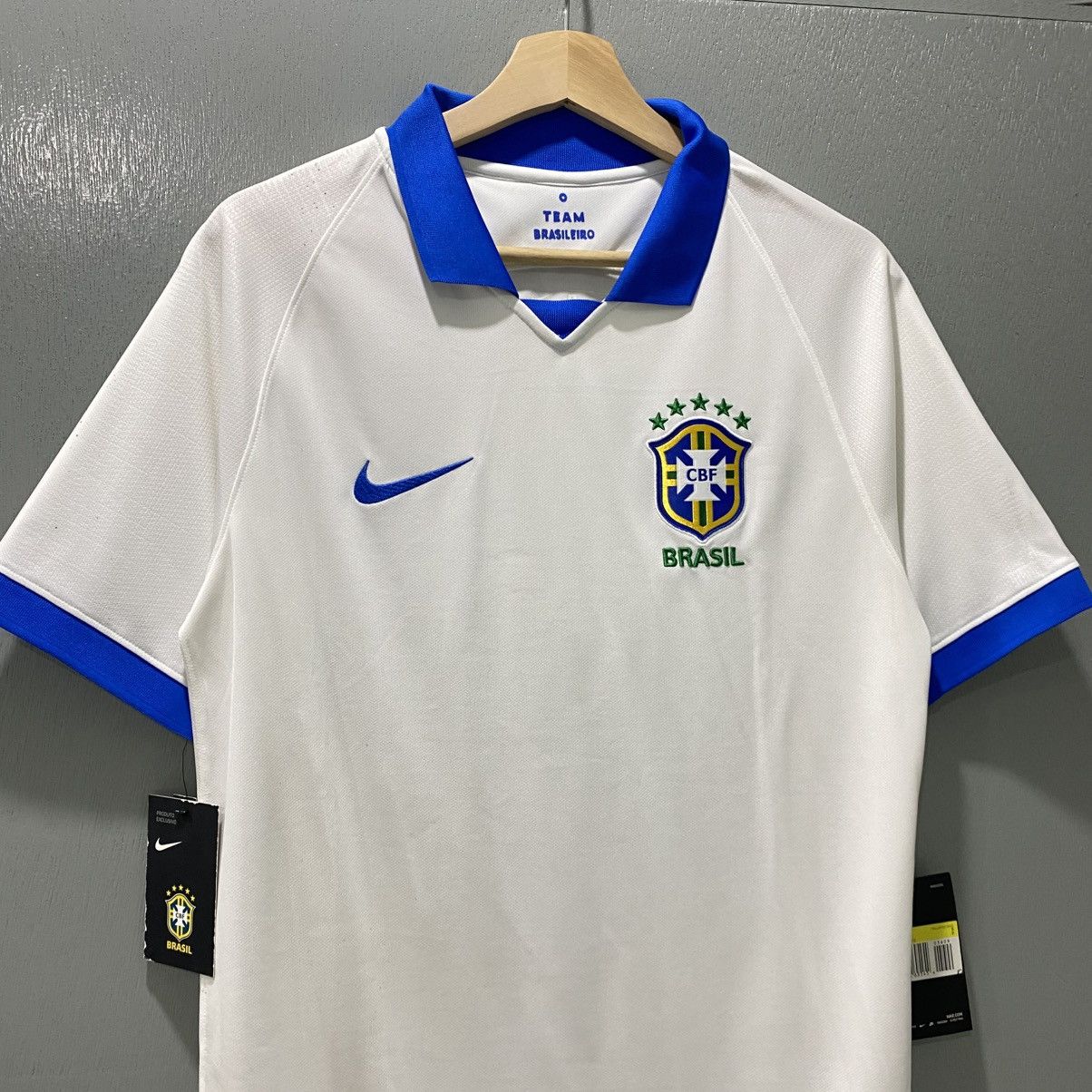 Nike NWT Nike Brazil National Team 2019 Away Kit Size US S / EU 44-46 / 1 - 3 Thumbnail