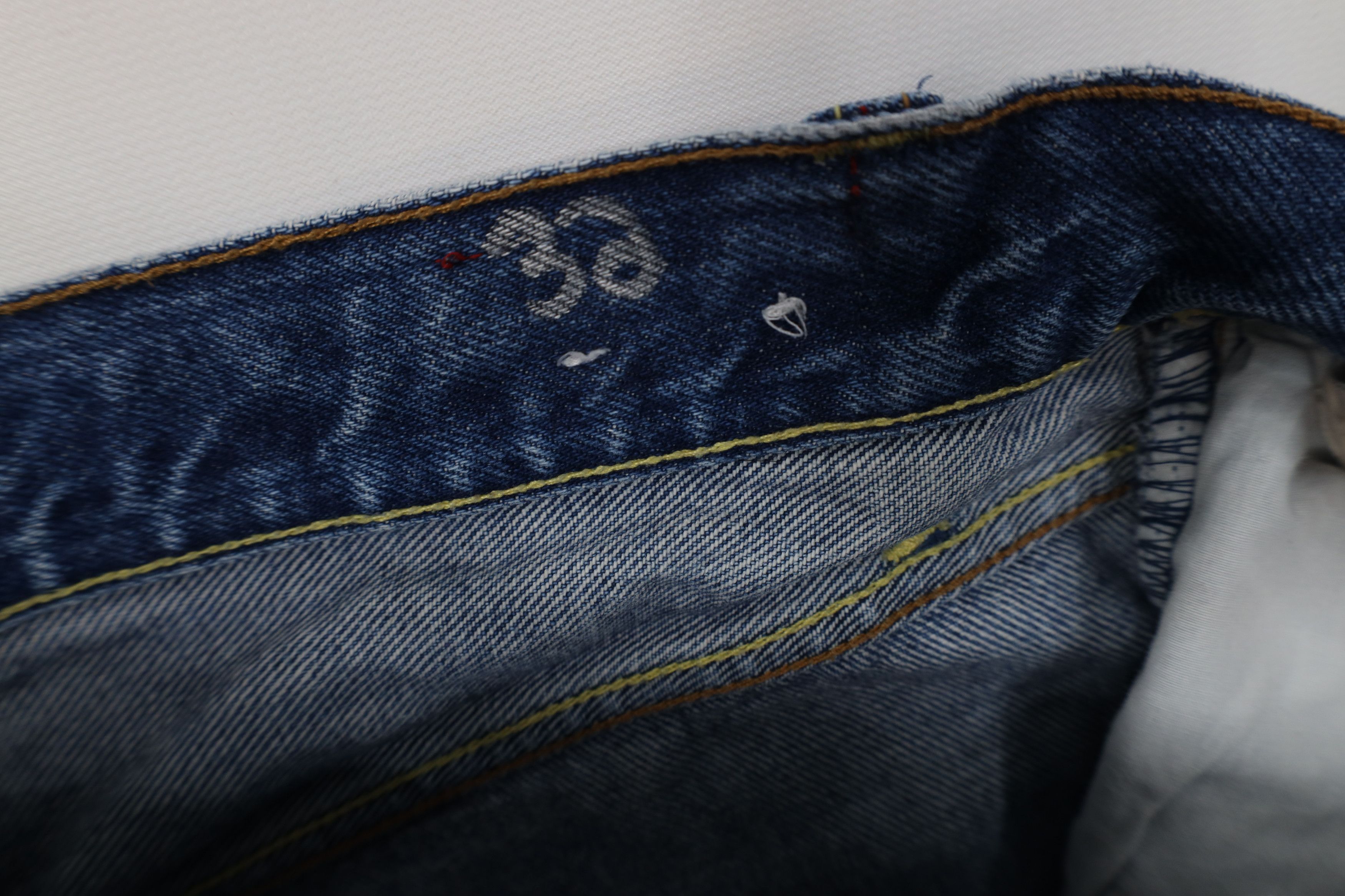 Tommy Hilfiger Vintage Y2K 2002 Tommy Hilfiger Spell Out Straight Leg Jeans Size US 29 - 7 Thumbnail