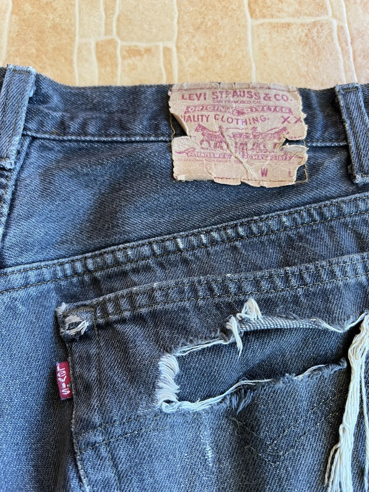 Levi's True Vintage Levis 501 USA Distress Jean Size US 31 - 21 Thumbnail