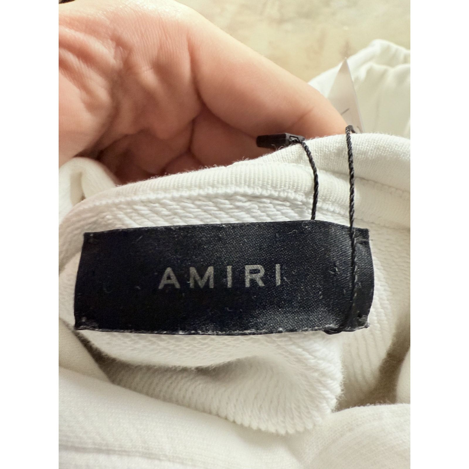 Amiri Amiri Classic Logo Hoodie White Used Large Size US L / EU 52-54 / 3 - 6 Thumbnail
