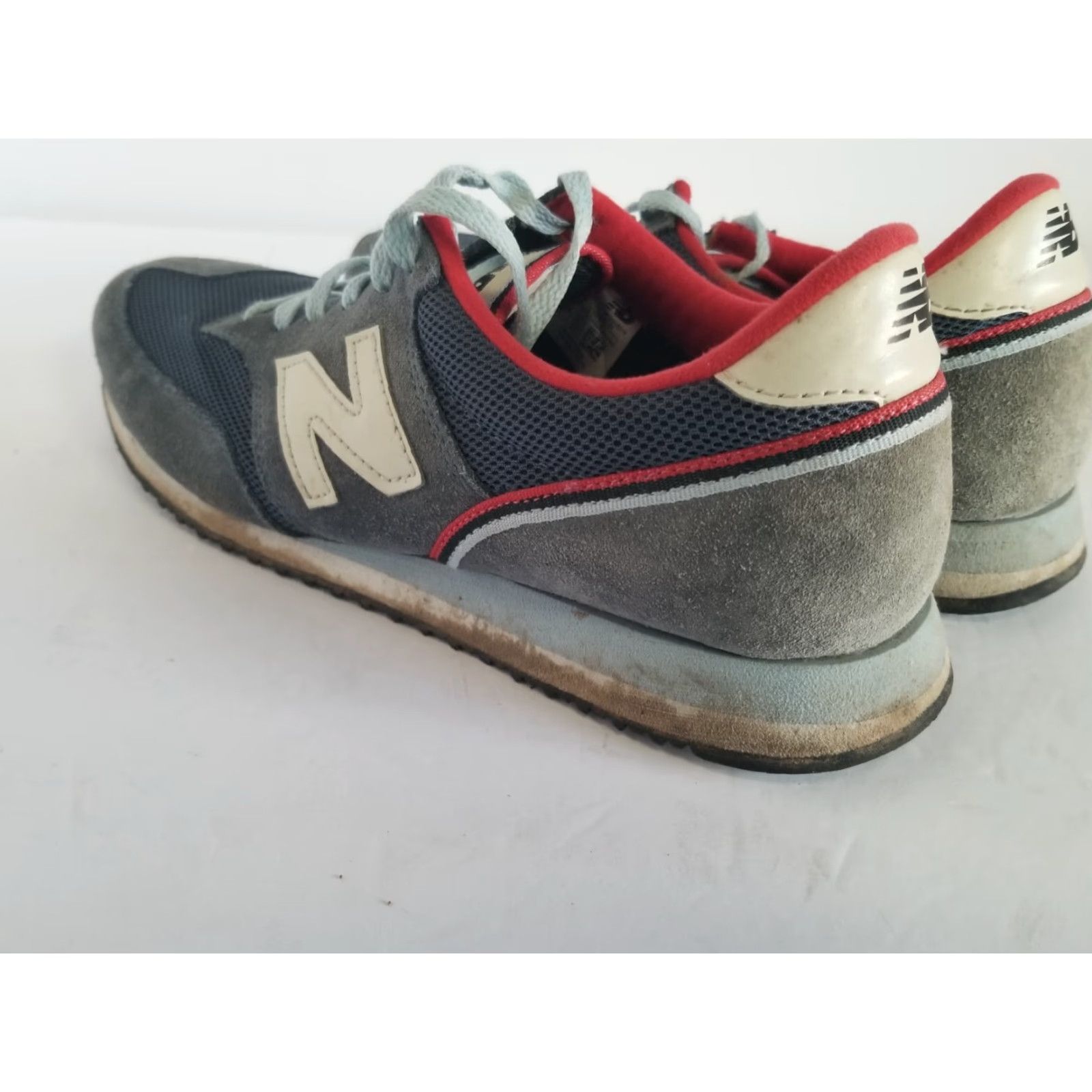 New Balance VINTAGE New Balance CM620B Men's 9 Gray Red Sneakers Classic No Insoles See Pics Size US 9 / EU 42 - 4 Thumbnail