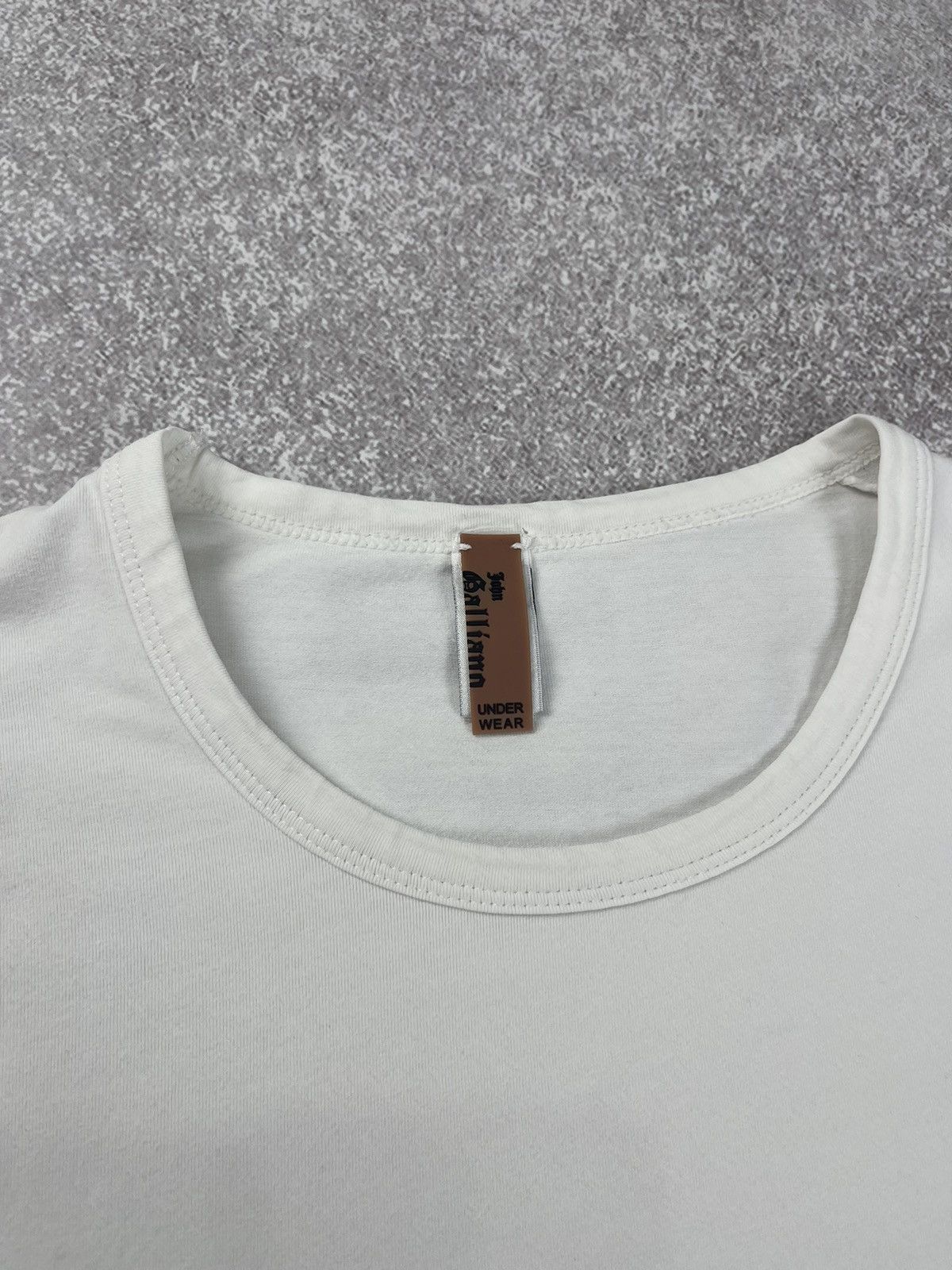 John Galliano John Galliano Underwear Gazette Cotton T-Shirt Size S / US 4 / IT 40 - 4 Thumbnail
