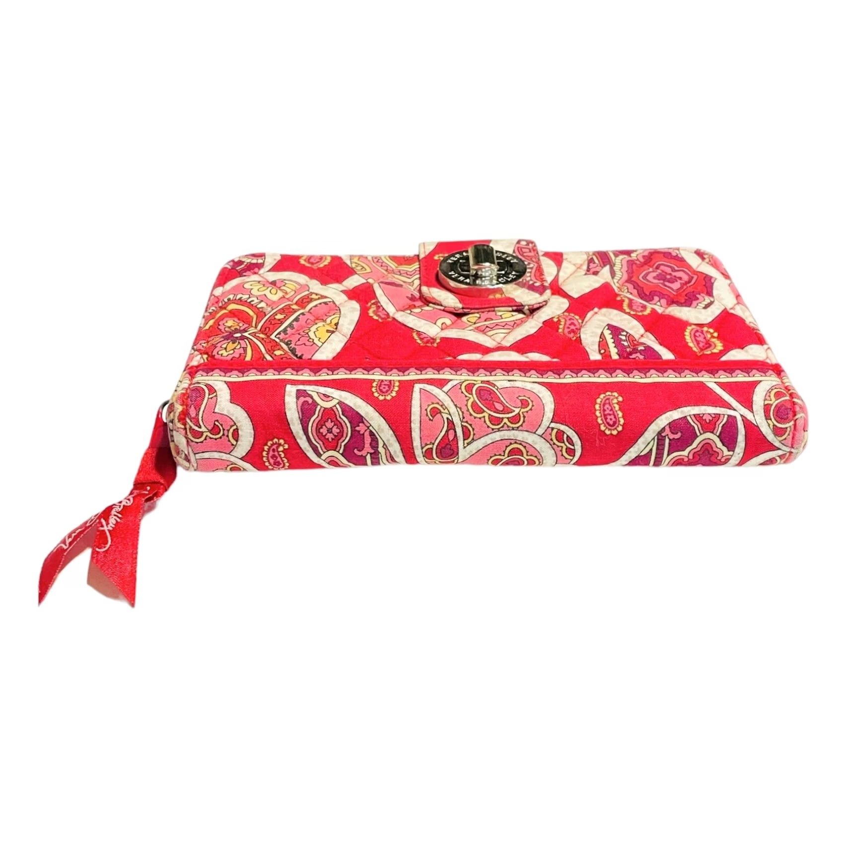 Vera Bradley Vera Bradley Rosy Posies Wallet Card Holder Women’s Pink Red Floral Turn-Lock Knit Cotton Quilted 5x8 in Hipster Medium Pink/Red Pattern Girls Womens Size ONE SIZE - 7 Thumbnail