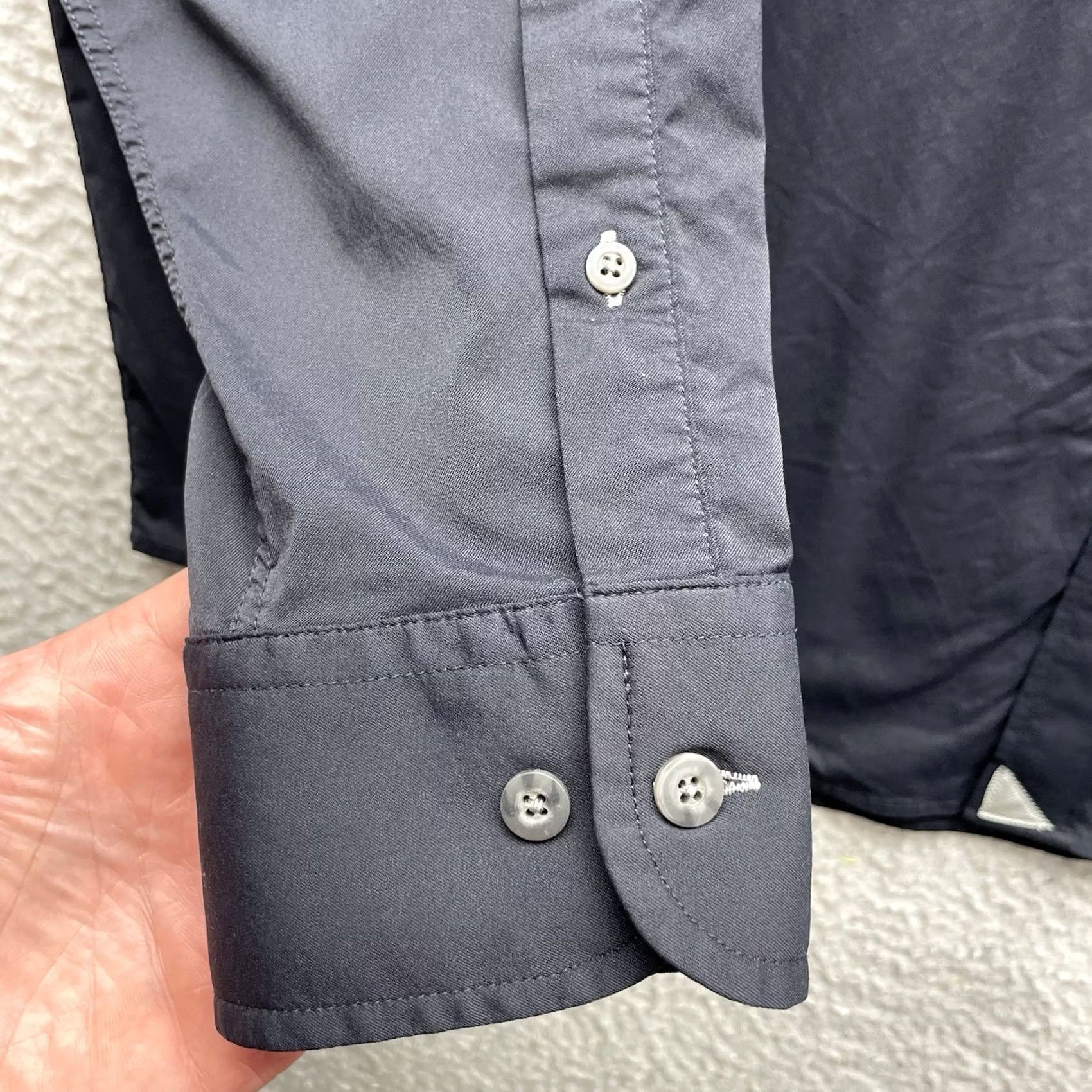 UNTUCKit UNTUCKit Shirt Mens 3XL Black Nylon Spandex Button Up Stretch Performance Casual Business, Travel Size US XXL / EU 58 / 5 - 4 Thumbnail