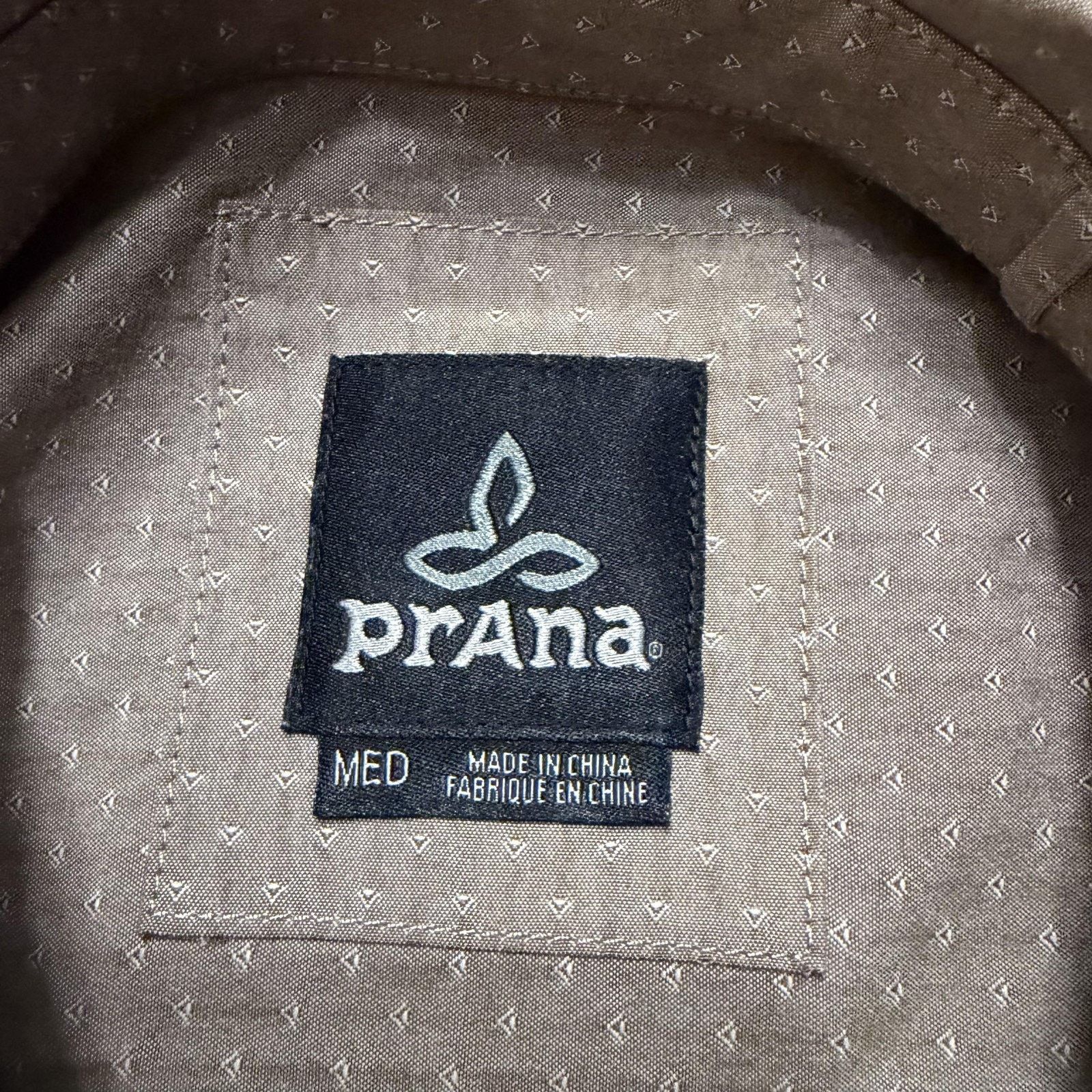 Prana PrAna Shirt Mens Medium Beige Geometric Print Button Front Size US M / EU 48-50 / 2 - 8 Thumbnail