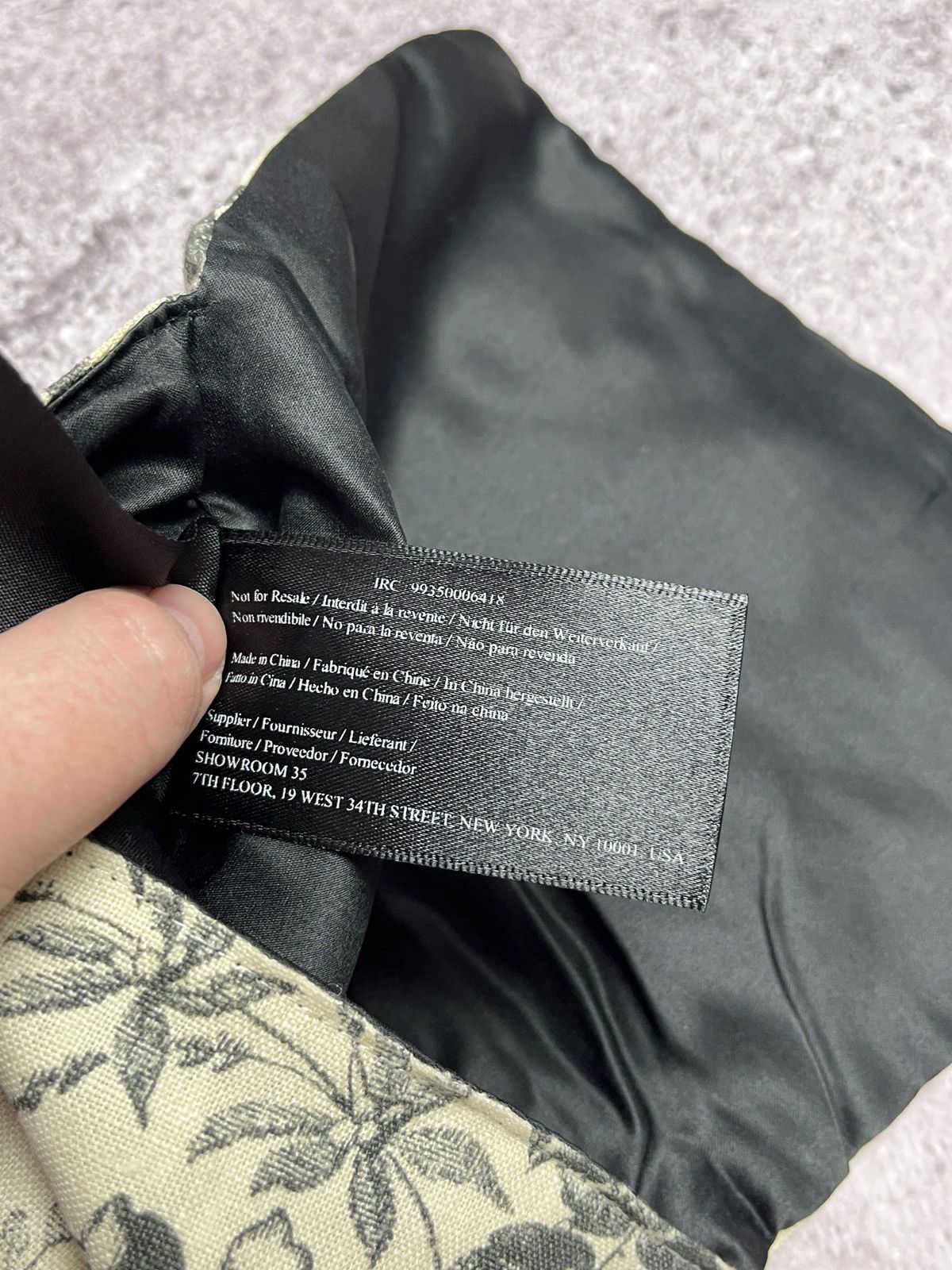 Gucci Linen Gucci Beauty Cosmetic Bag Size ONE SIZE - 9 Thumbnail