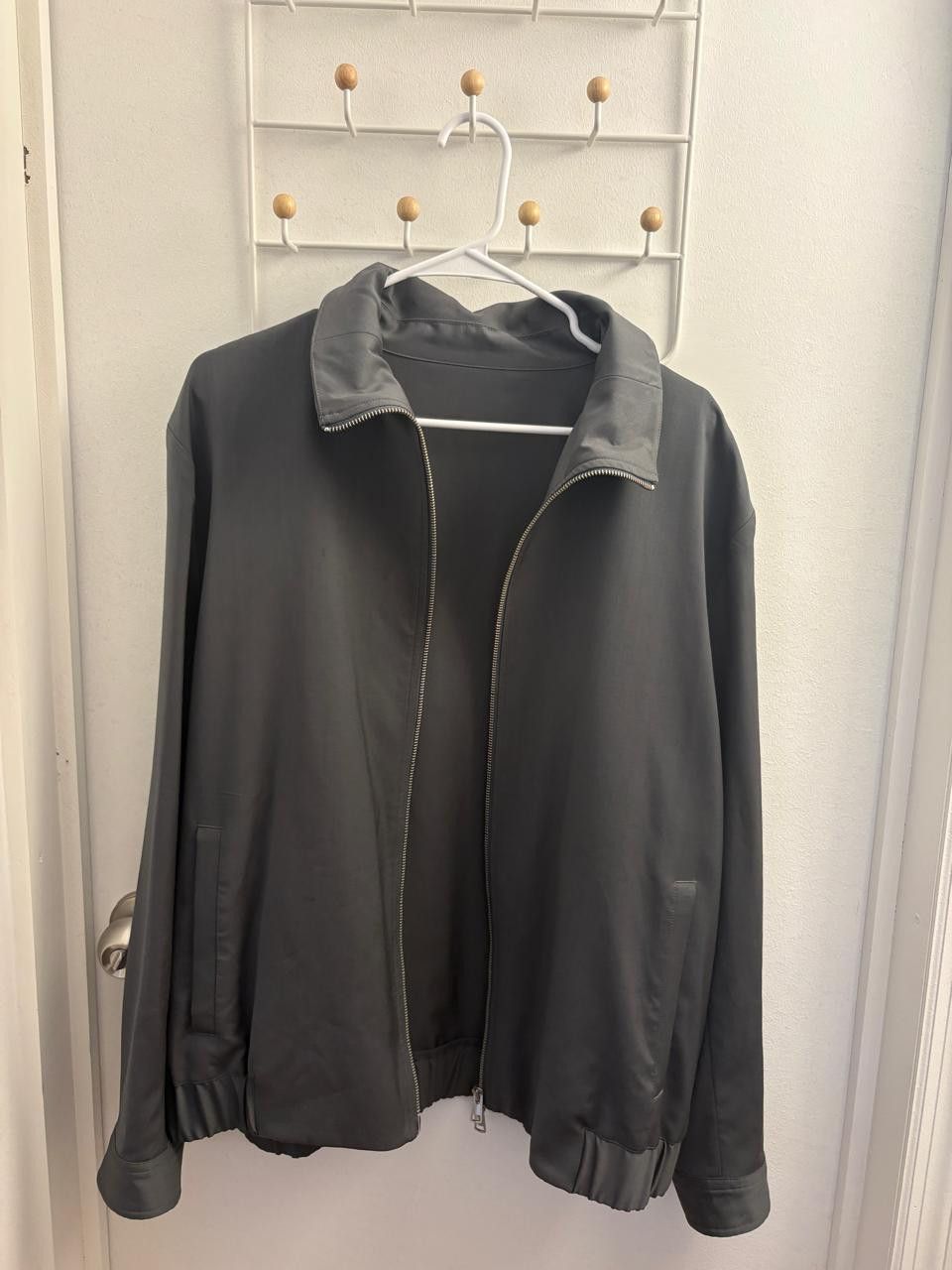 Cos Light Jacket