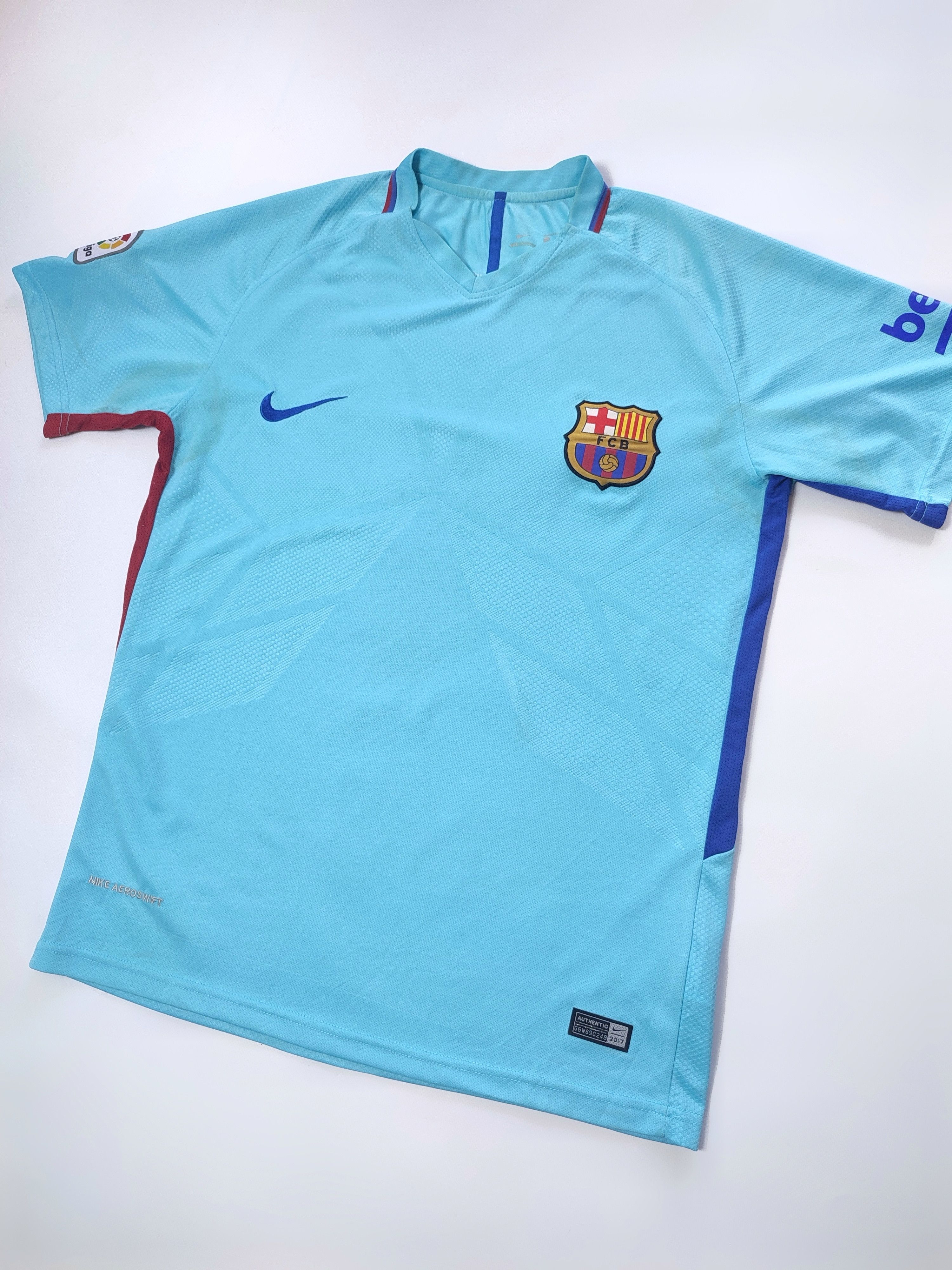 Nike Nike FC Barcelona 2010-2011 AW Jersey Light Blue UNICEF Size US L / EU 52-54 / 3 - 2 Thumbnail