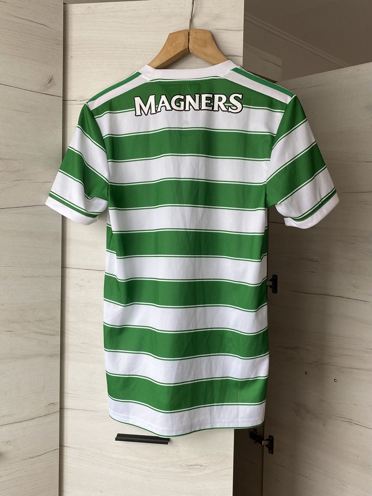 Other Celtic Adidas Home Jersey GT4565 S MAGNERS Size US S / EU 44-46 / 1 - 4 Thumbnail