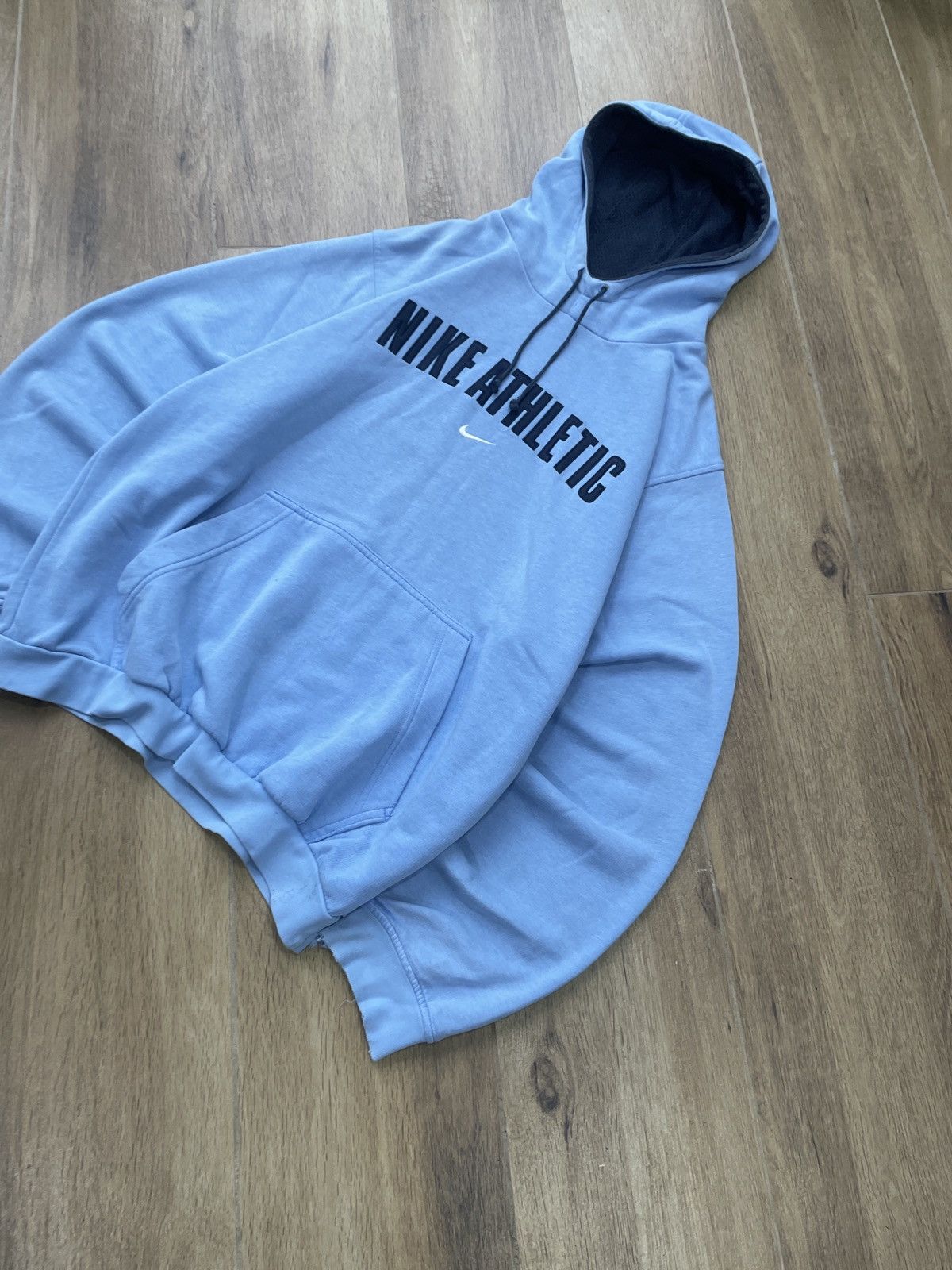 Nike Vintage Nike Hoodie Big Logo Baggy Japanese Avant Garde Y2K Size US L / EU 52-54 / 3 - 2 Thumbnail
