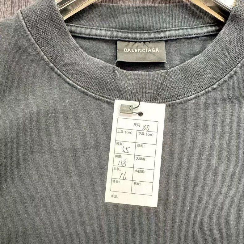 Balenciaga Balenciaga New flame letter logo short sleeve Size US XS / EU 42 / 0 - 2 Thumbnail