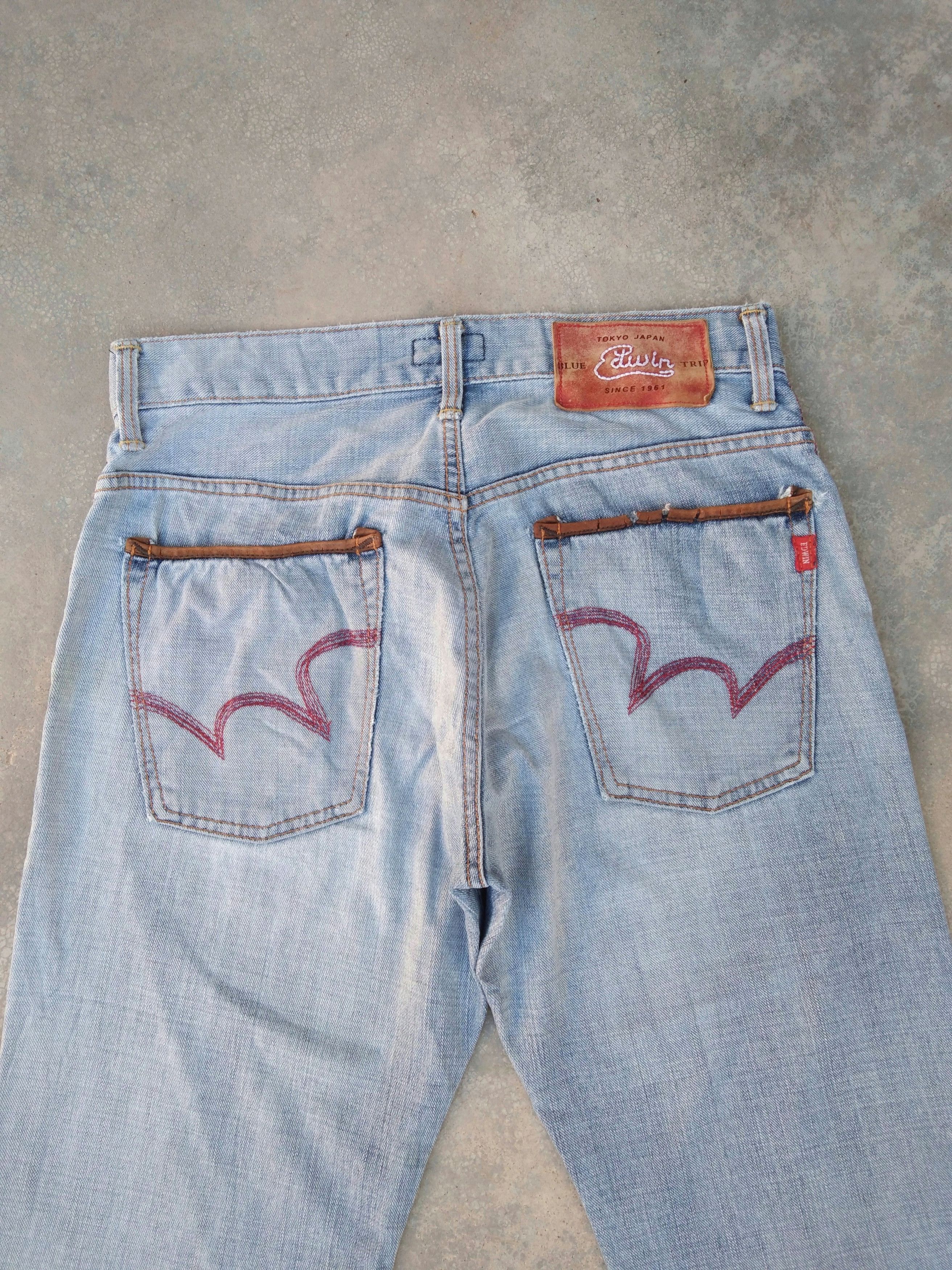 Japanese Brand Vintage Faded Blue Edwin Distressed Jeans 31x34 Size US 31 - 3 Thumbnail