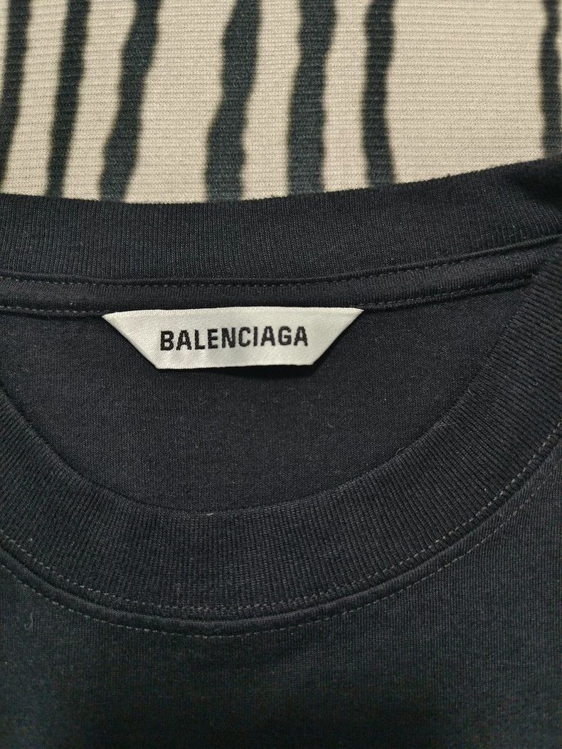 Balenciaga Balenciaga Black Seven-Language Short Sleeve T-Shirt 2504-N Size US XS / EU 42 / 0 - 3 Thumbnail
