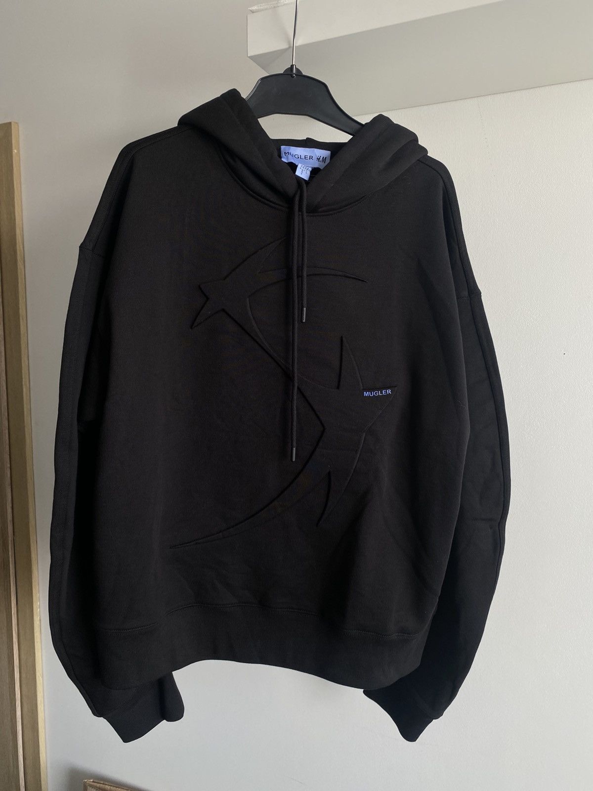 H&M × Mugler Mugler x H&M Star-Motif Hoodie L boxy fit archive boxy fit Size US L / EU 52-54 / 3 - 10 Thumbnail