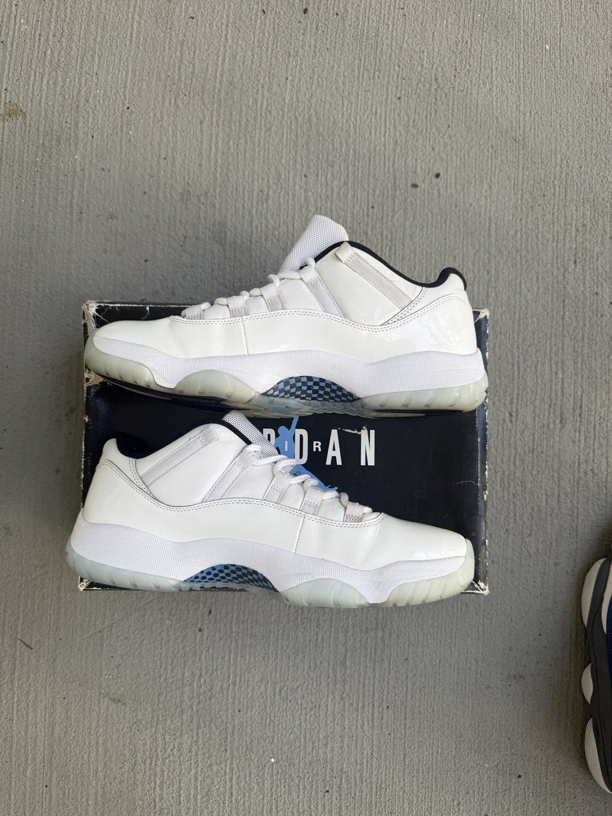 Jordan Brand Authentic Jordan 11 Legend Blue Sz 10.5 Size US 10.5 / EU 43-44 - 2 Thumbnail