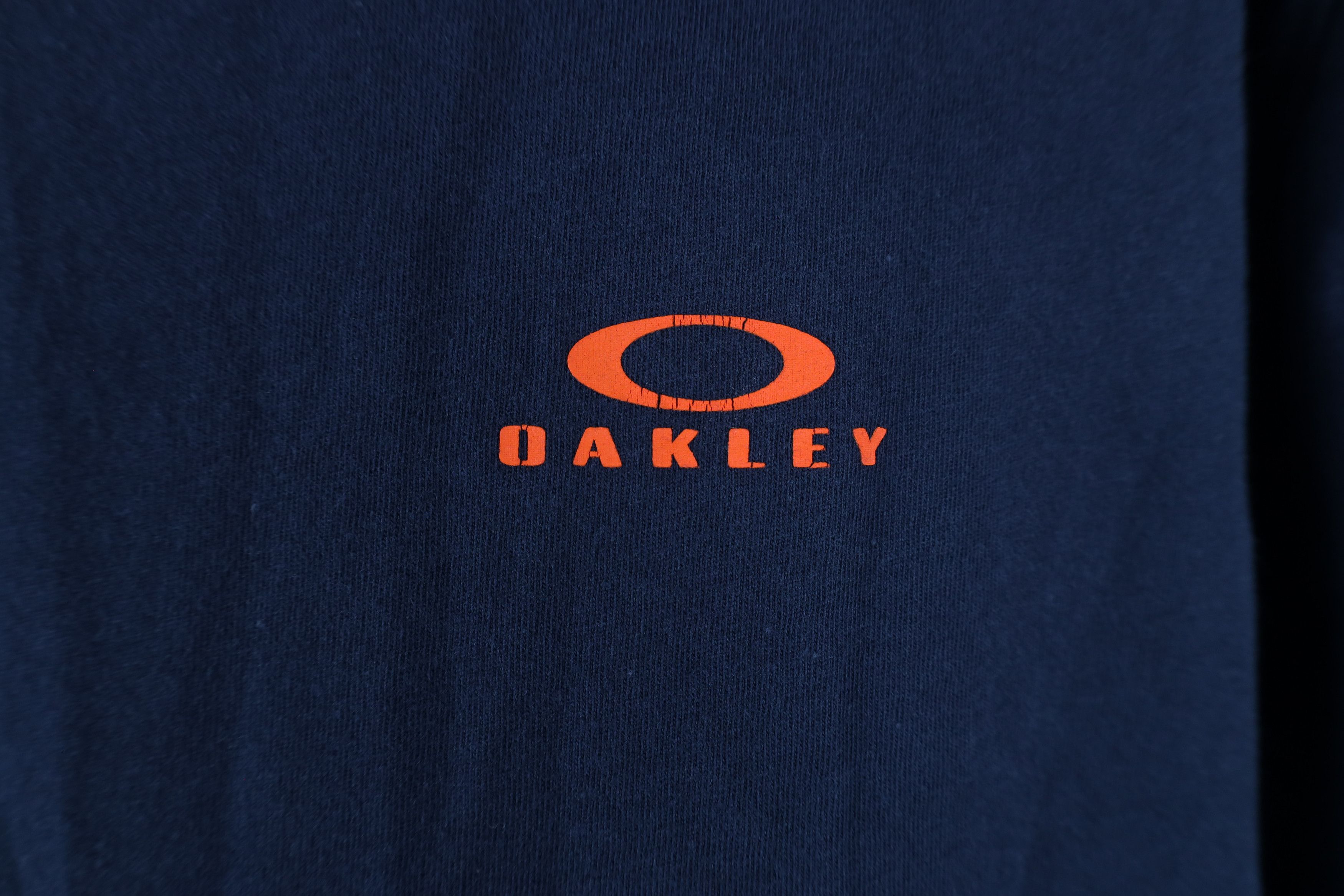 Oakley × Vintage Vintage Y2K Oakley Spell Out Flower Floral T-Shirt Navy Blue Size US M / EU 48-50 / 2 - 4 Thumbnail