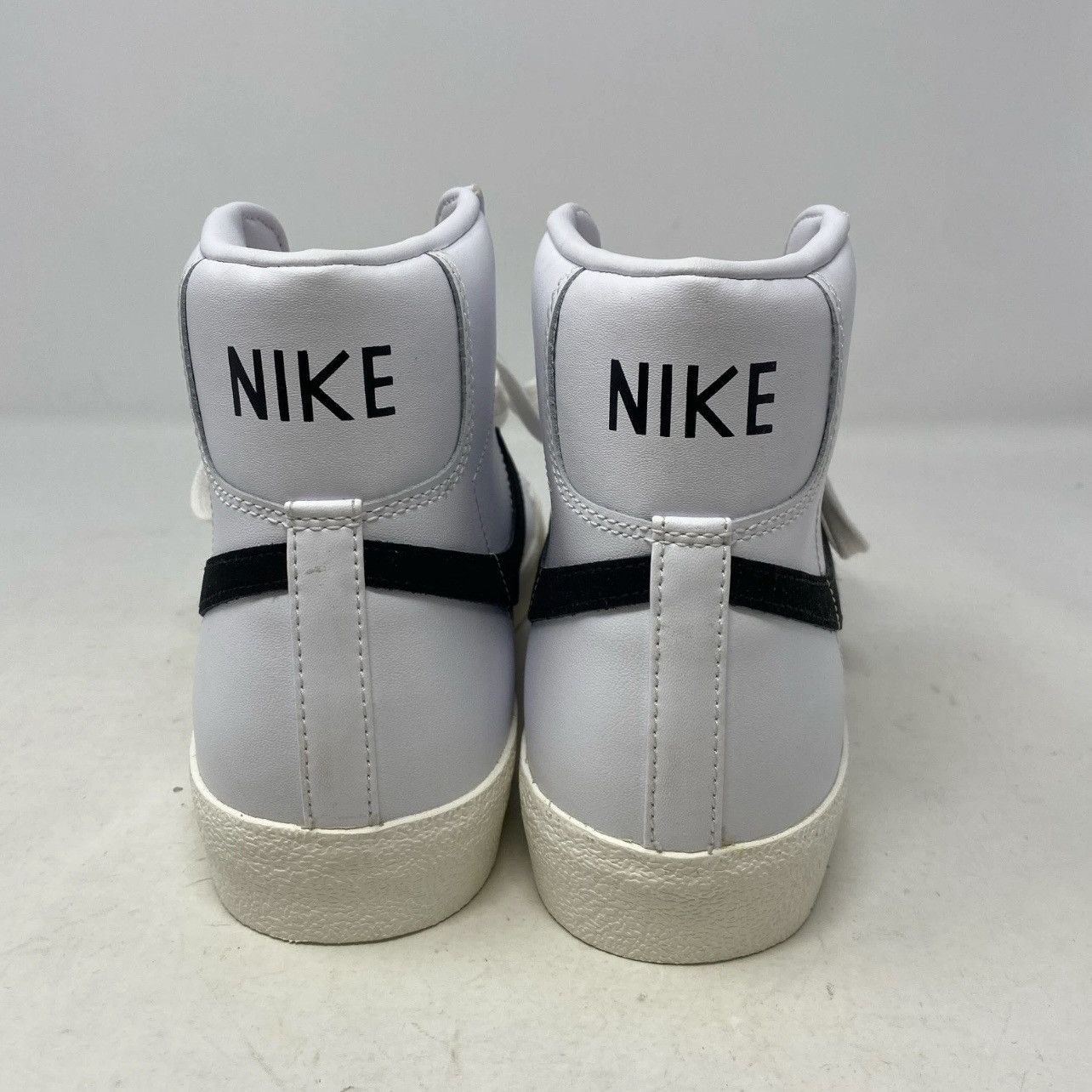 Nike Nike Blazer Mid 77 Size US 10 / EU 43 - 3 Thumbnail