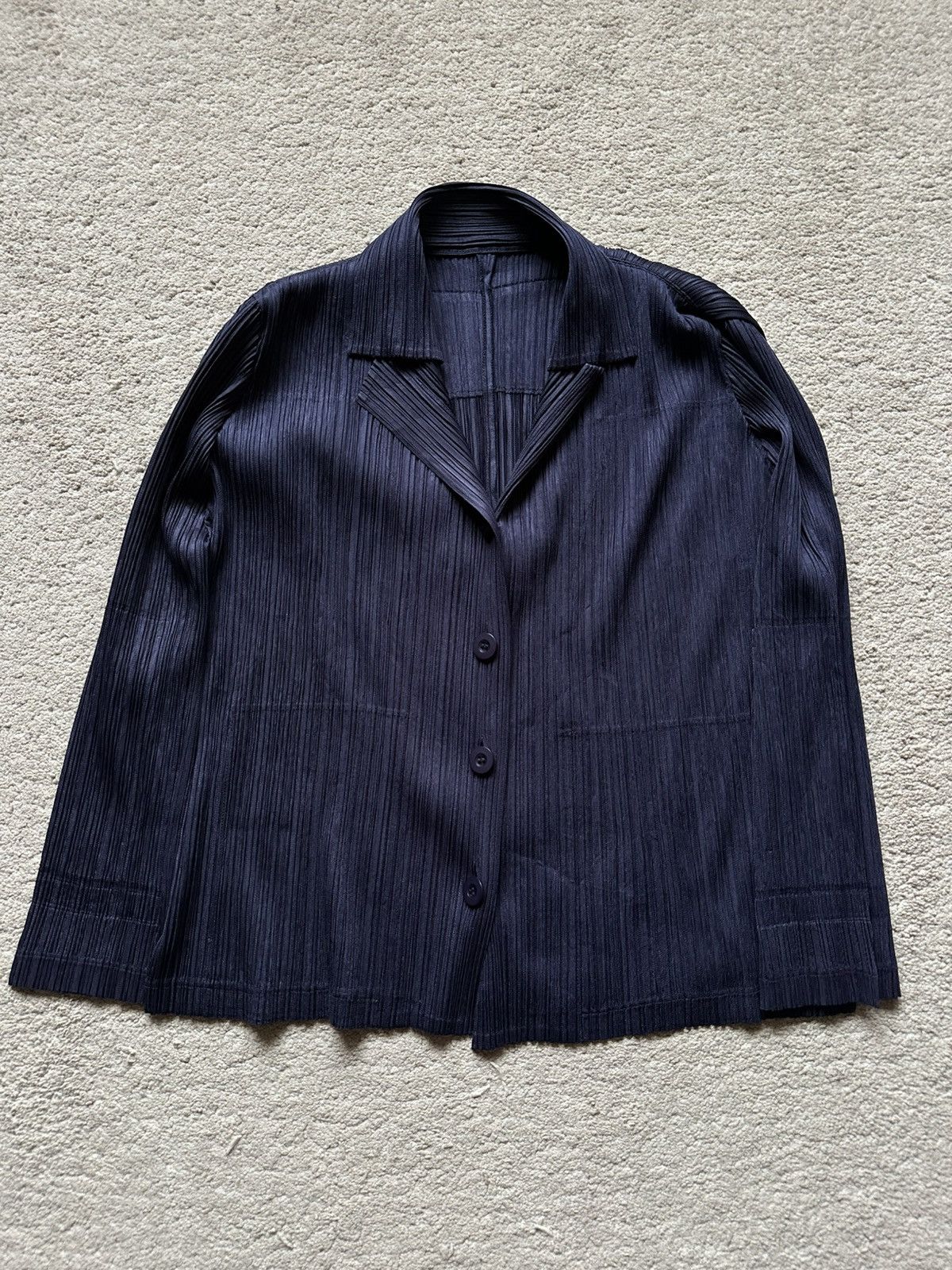 Pleats Please Issey Miyake 1990s Pleat Please Issey Miyake 4 button Shirt Size M / US 6-8 / IT 42-44 - 1 Thumbnail