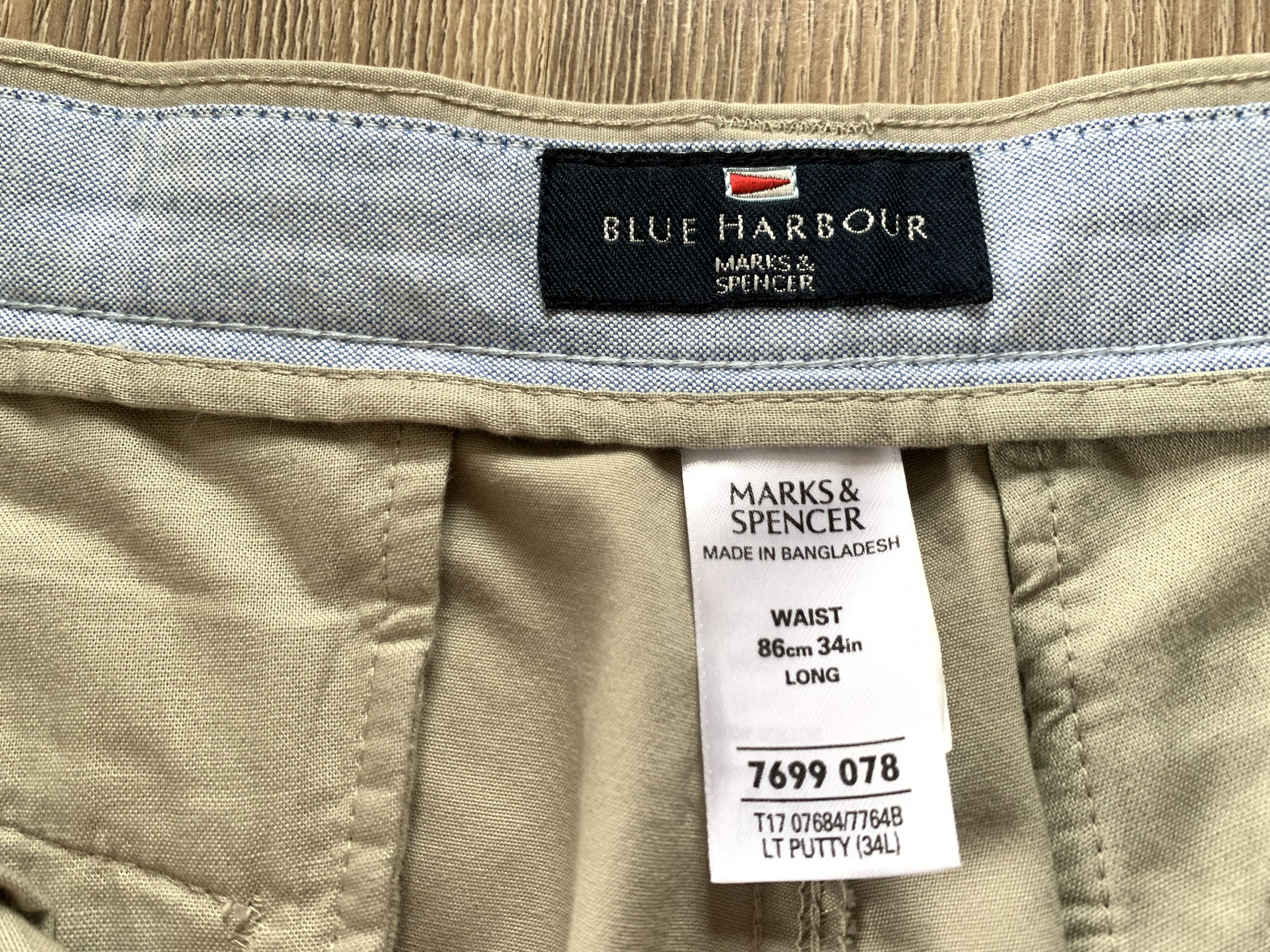 Marks & Spencer Marks & Spencer Casual Cotton Chino Shorts Size US 34 / EU 50 - 7 Thumbnail