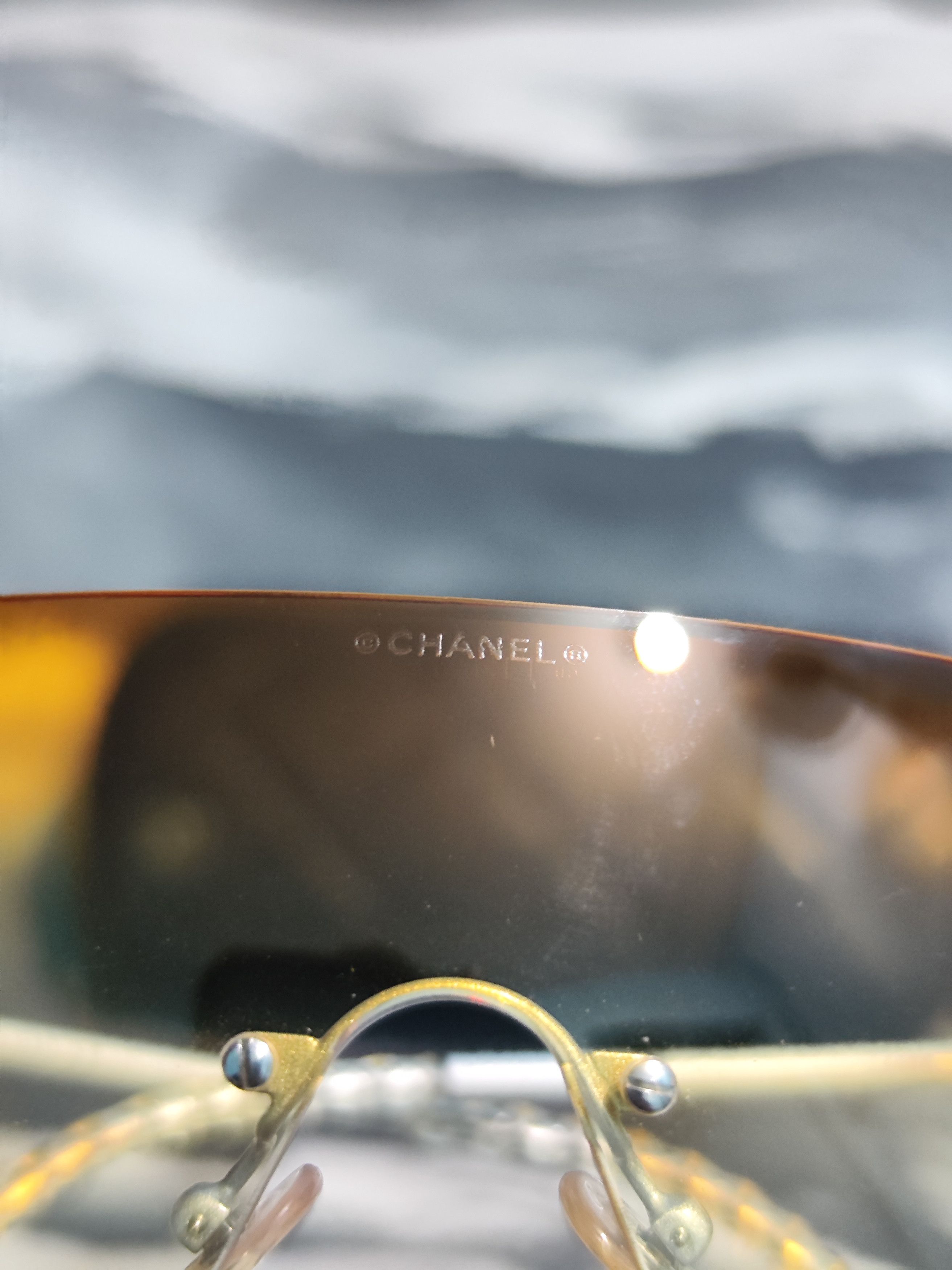 Chanel Chanel - Y2K Shield Rimless Sunglasses Gradient Orange 4036 Size ONE SIZE - 12 Thumbnail