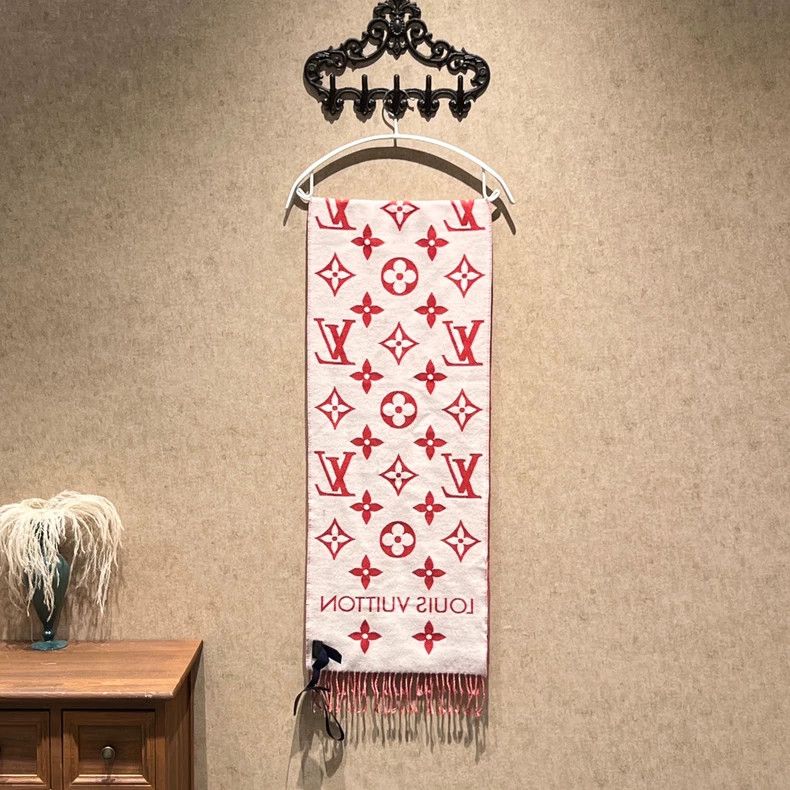 Louis Vuitton Louis Vuitton Red and white presbyopia full print wool sca Size ONE SIZE - 2 Thumbnail