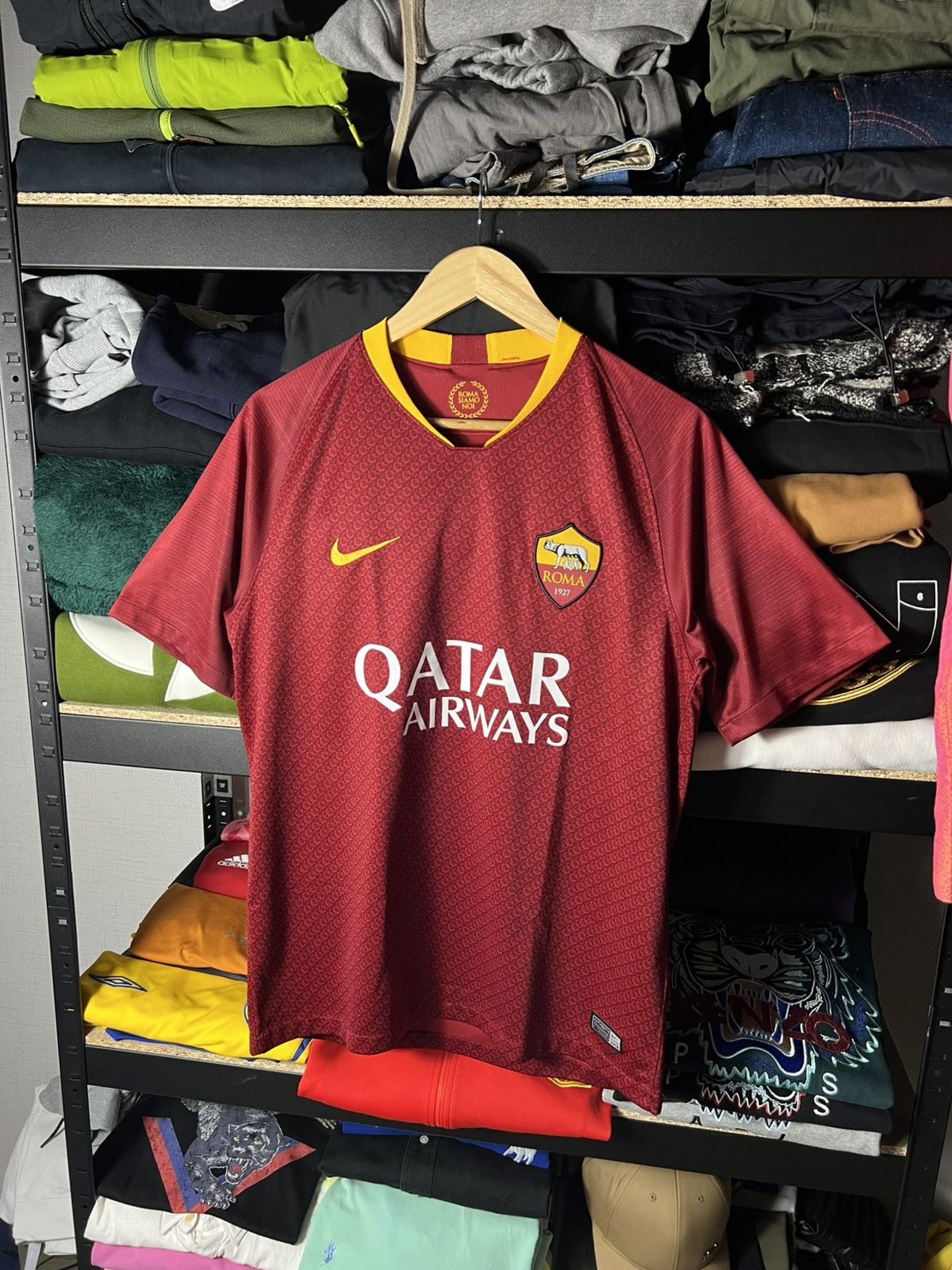 Nike Nike Jersey Youth Qatar Airways 2018 Roma Football Soccer Size US M / EU 48-50 / 2 - 1 Thumbnail